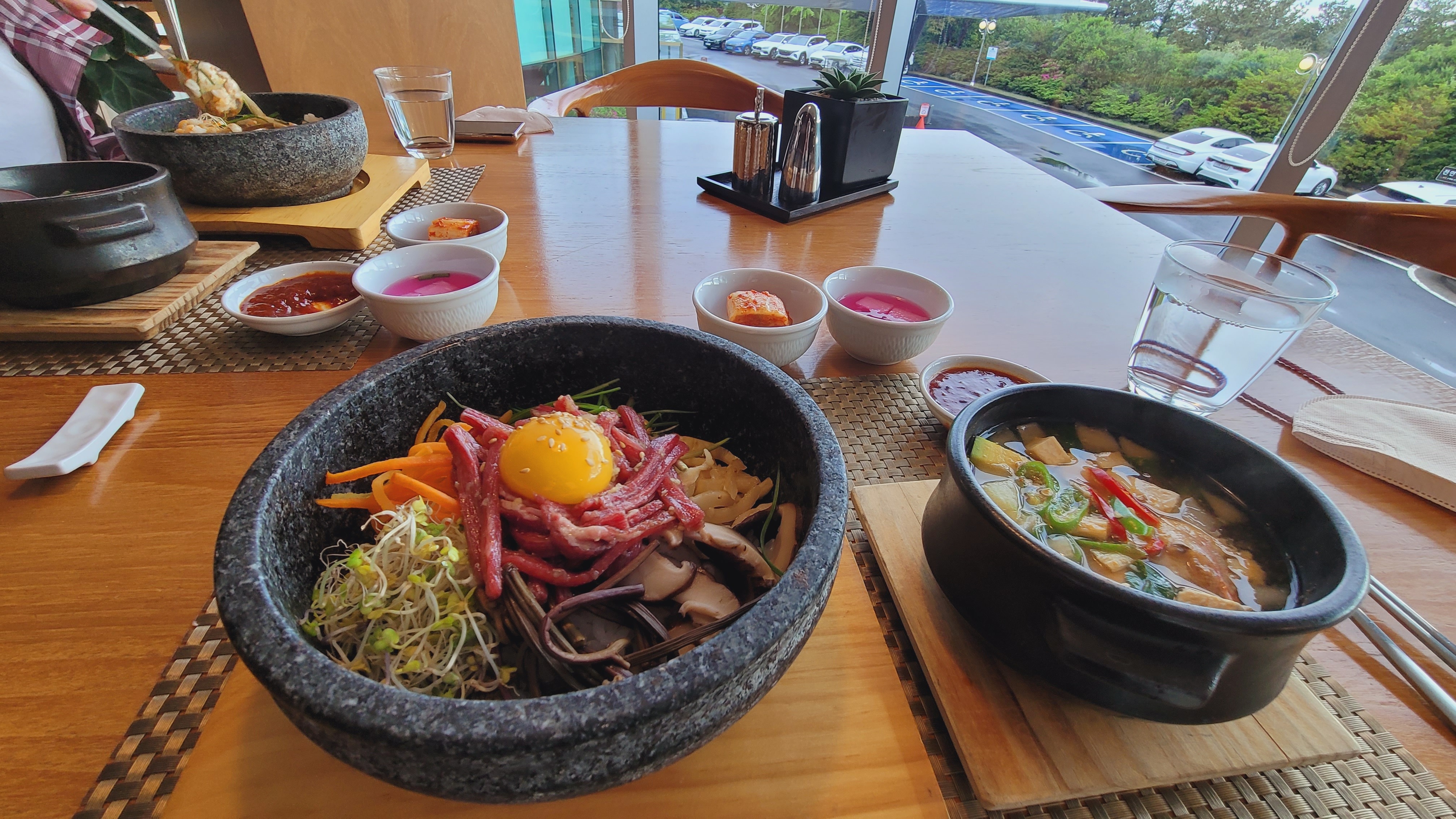 Jeju-si Local Specialty Restaurant WE Hotel Variety