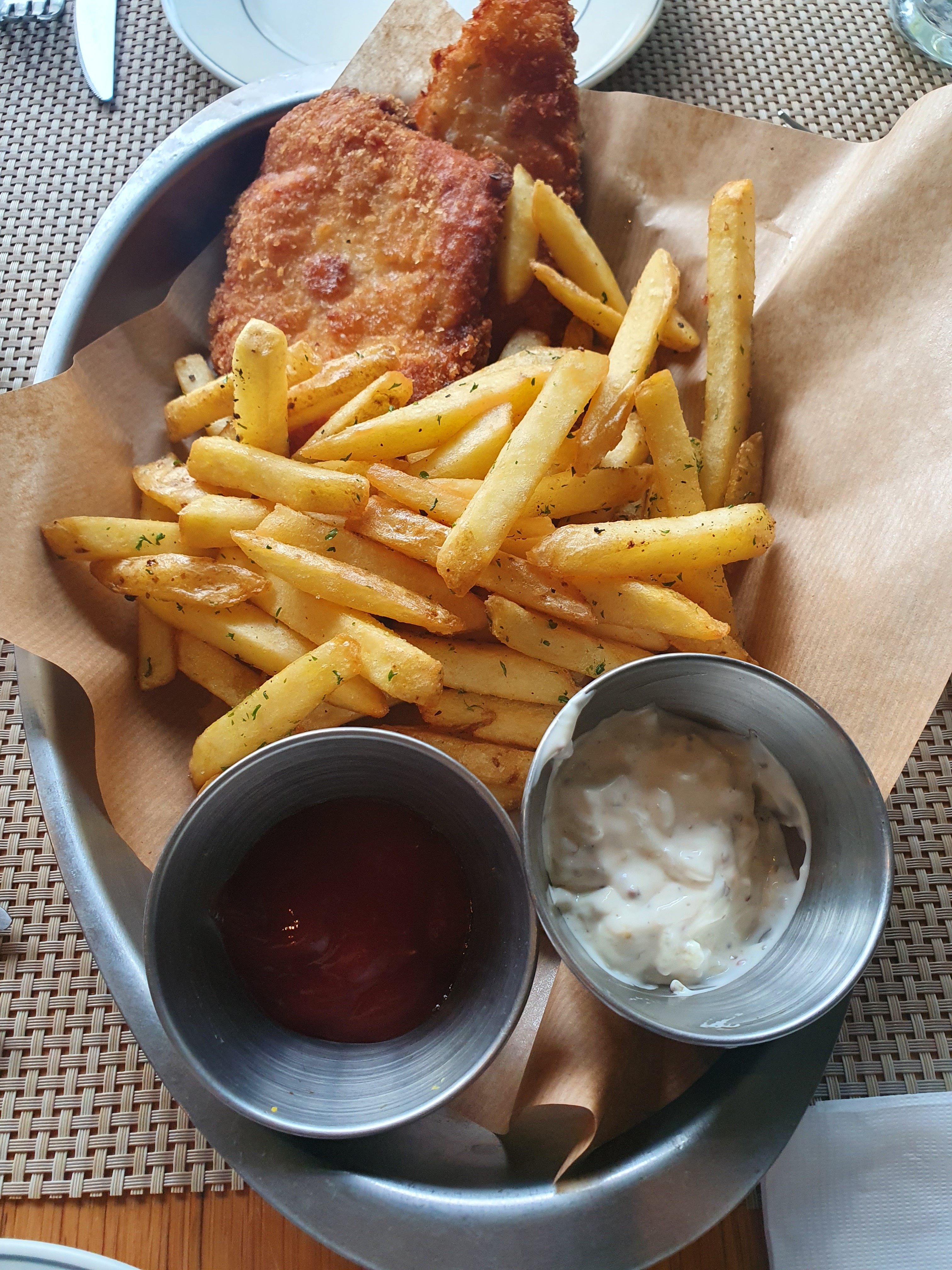 [경리단길 맛집 우리이스테이드] 직접 가본 로컬 리뷰