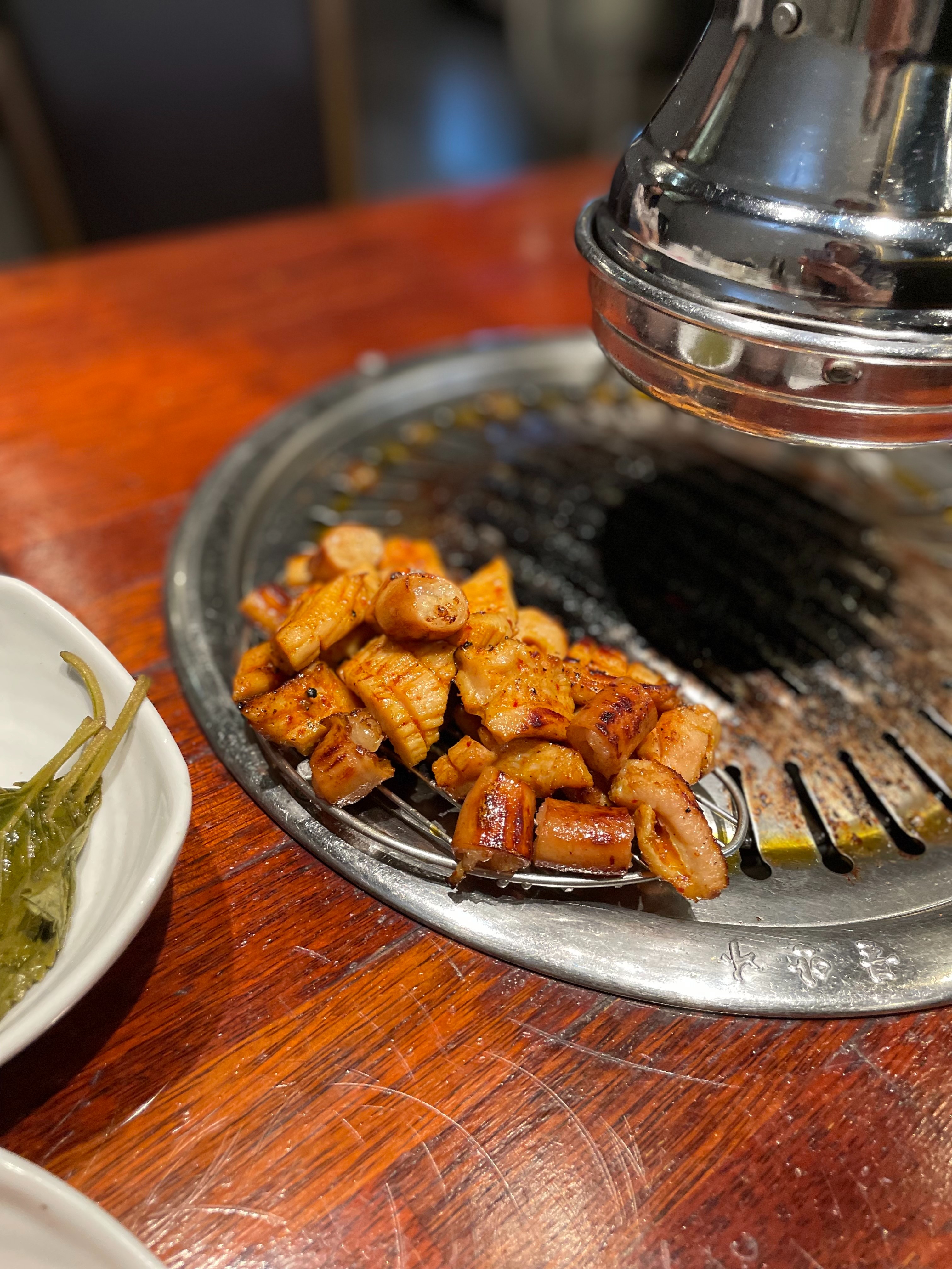 노릇하게 구워진 양대창