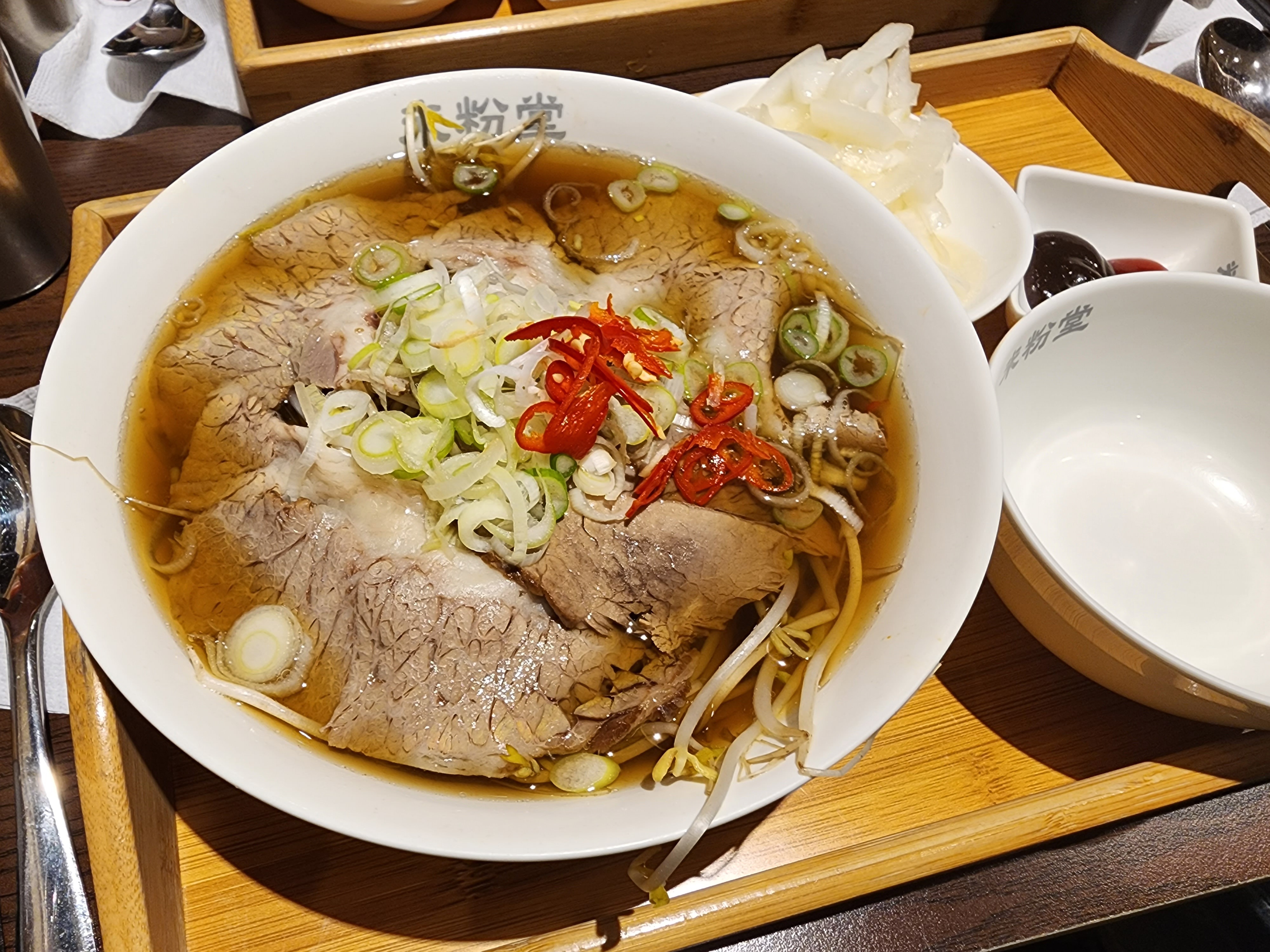 미분당 좋아서 자주 가는데, 국물이 뭔가 살짝 빠진듯한 느낌이었어요. - 구로역 맛집 미분당 NC신구로점