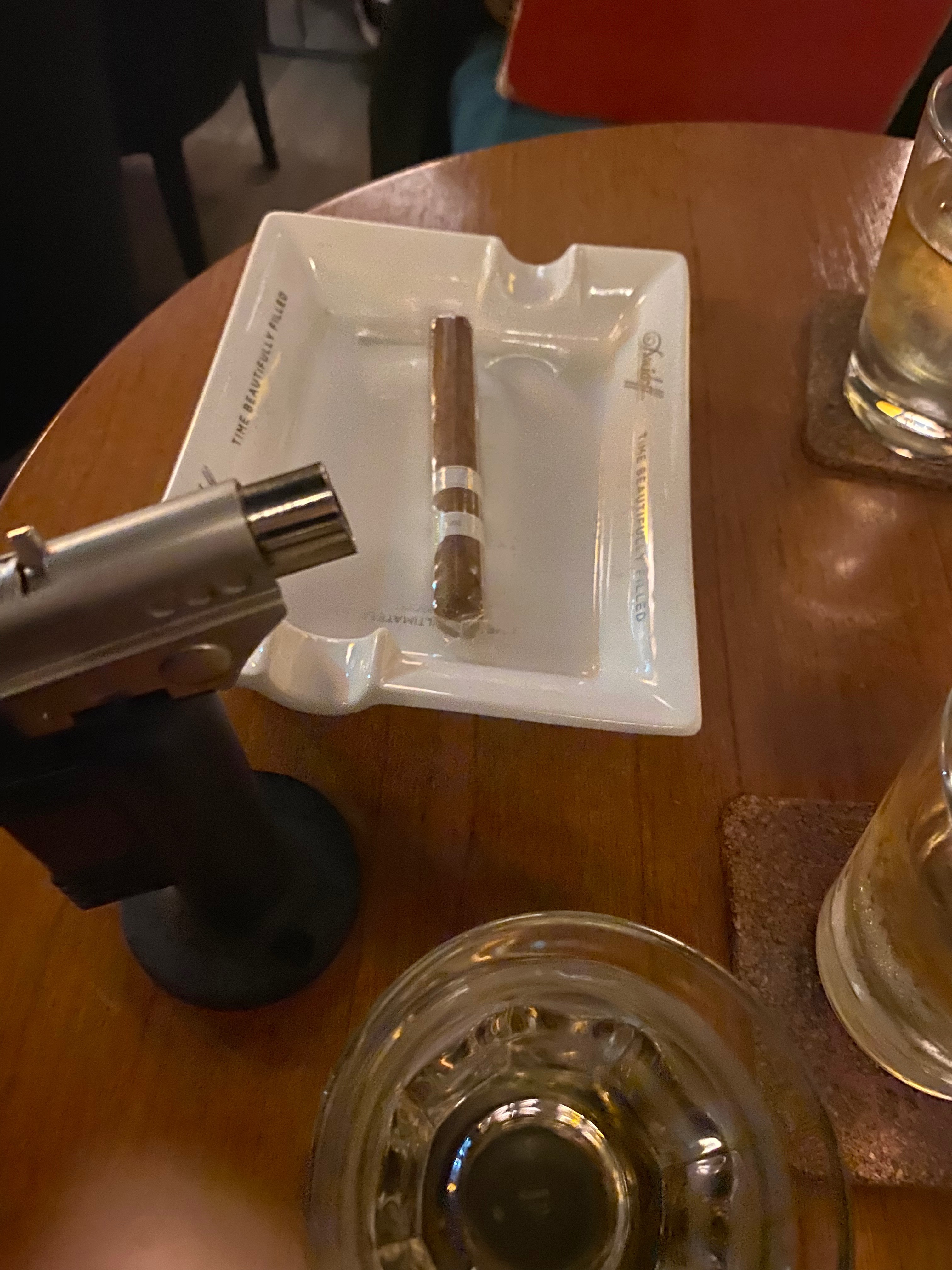 [경리단길 맛집 번 라운지시가바] 직접 가본 로컬 리뷰