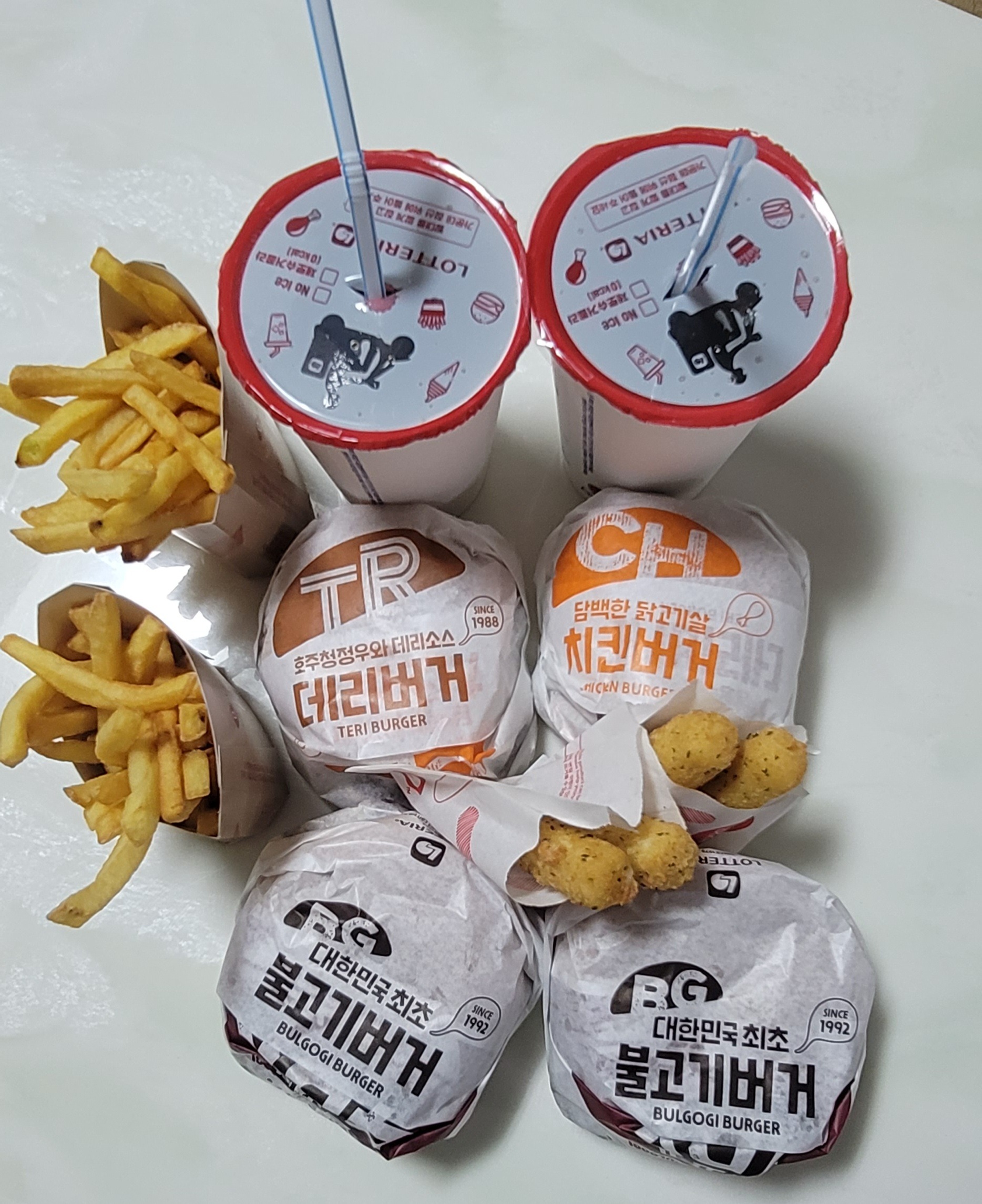 배달서비스로 먹는데 빠르고 매장 직원분 친절하세요. - 권선동 맛집 롯데리아 수원권선점