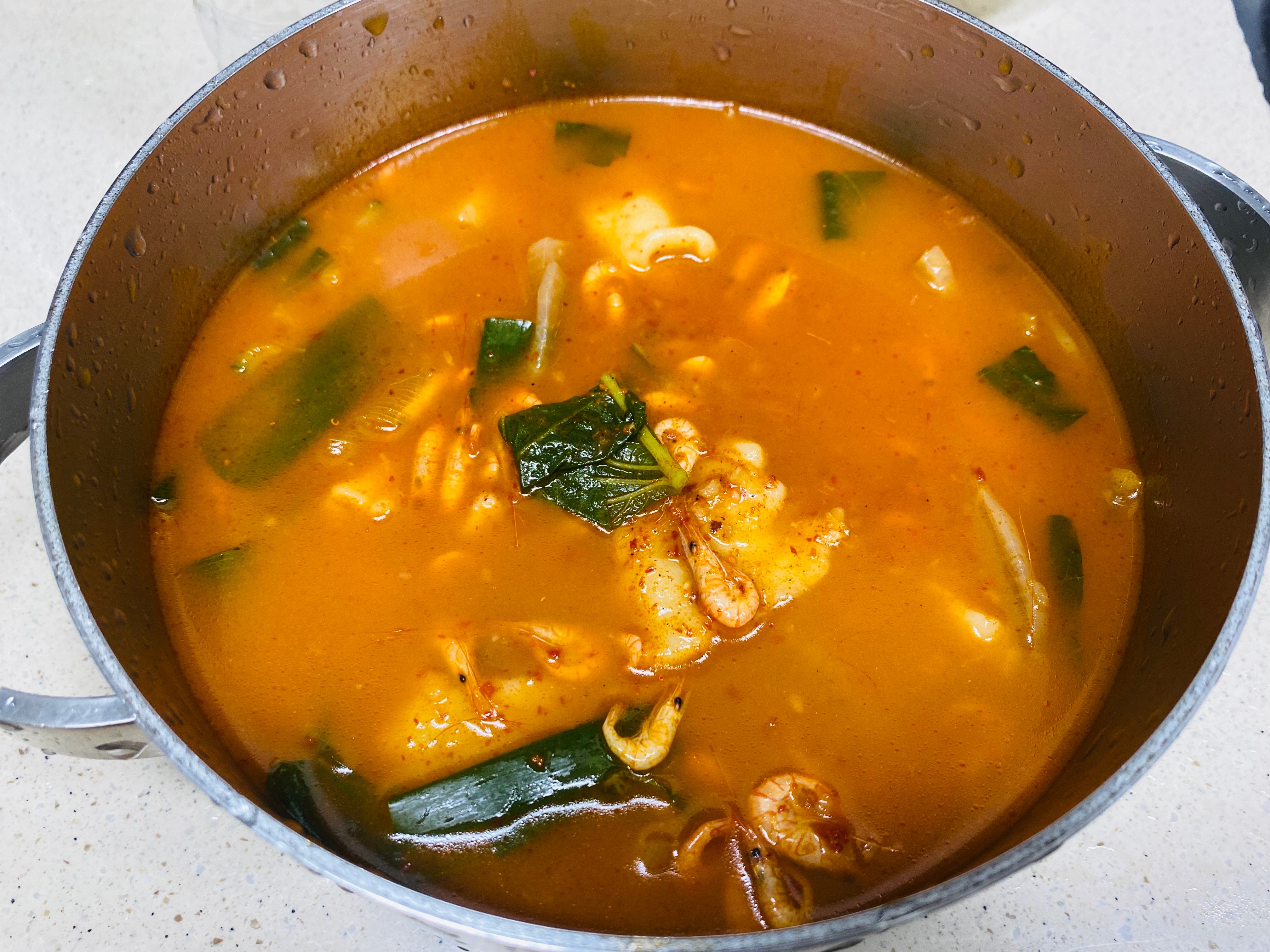 푸짐한 동태찌개