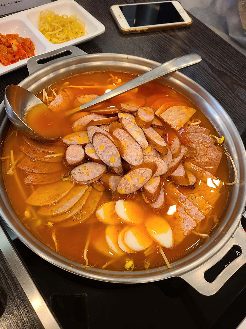 막국수빵디저트님의 JVL부대찌개 현대시티아울렛가산점 리뷰