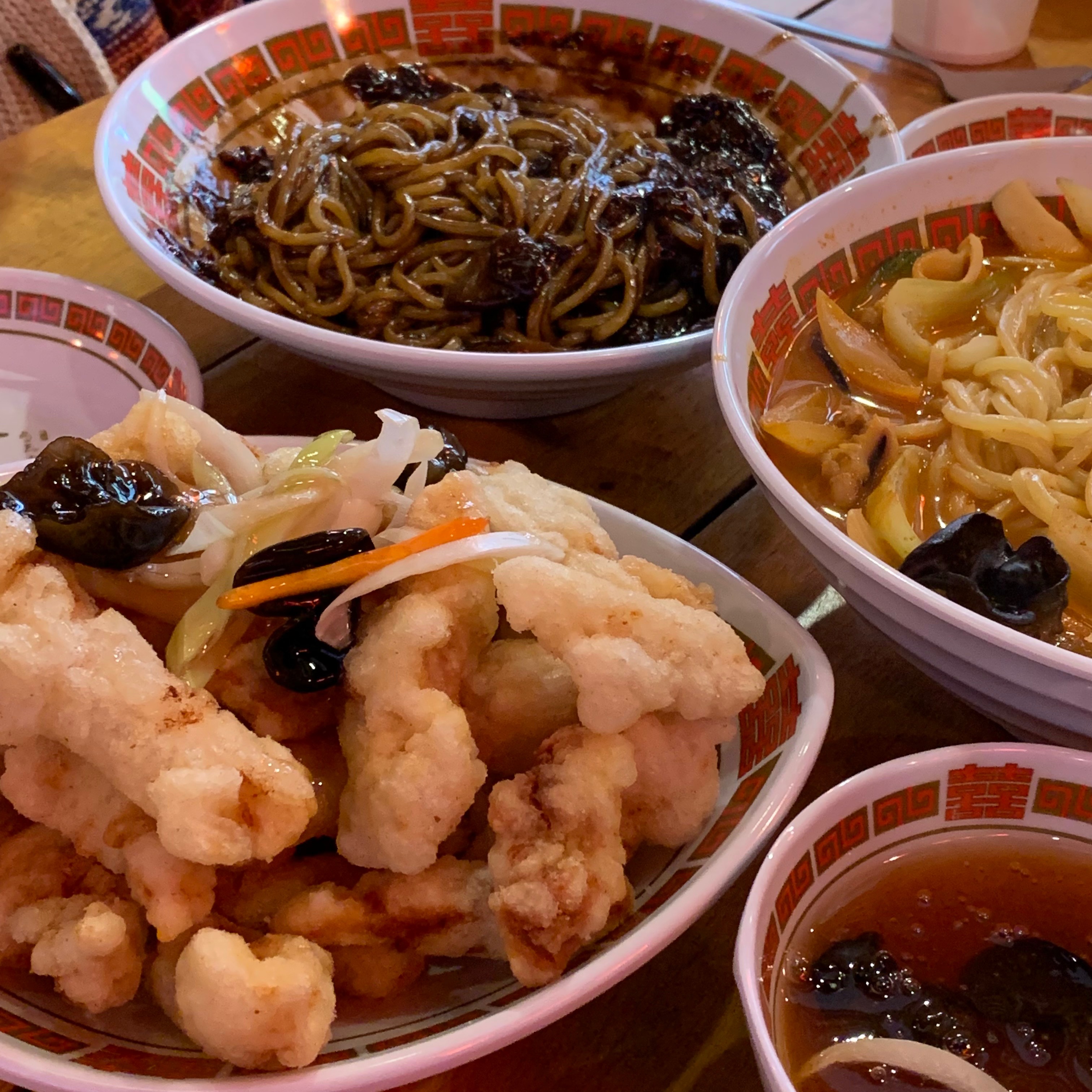 맛도좋고 인테리어도 너무이쁜집입니다 - 권선동 맛집 장천루