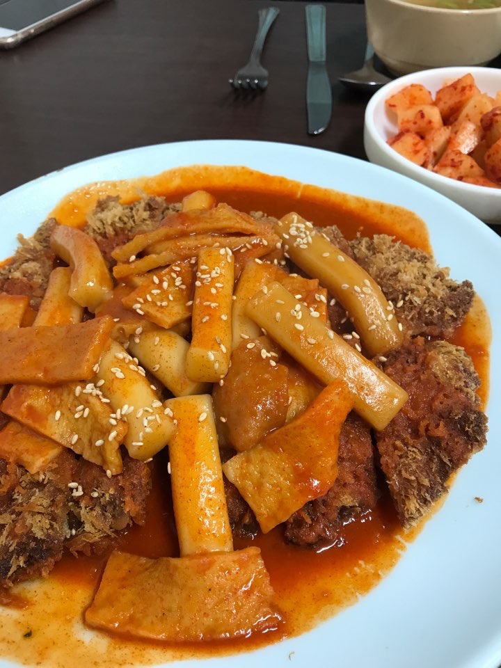  을지로4가역 맛집 곰식당