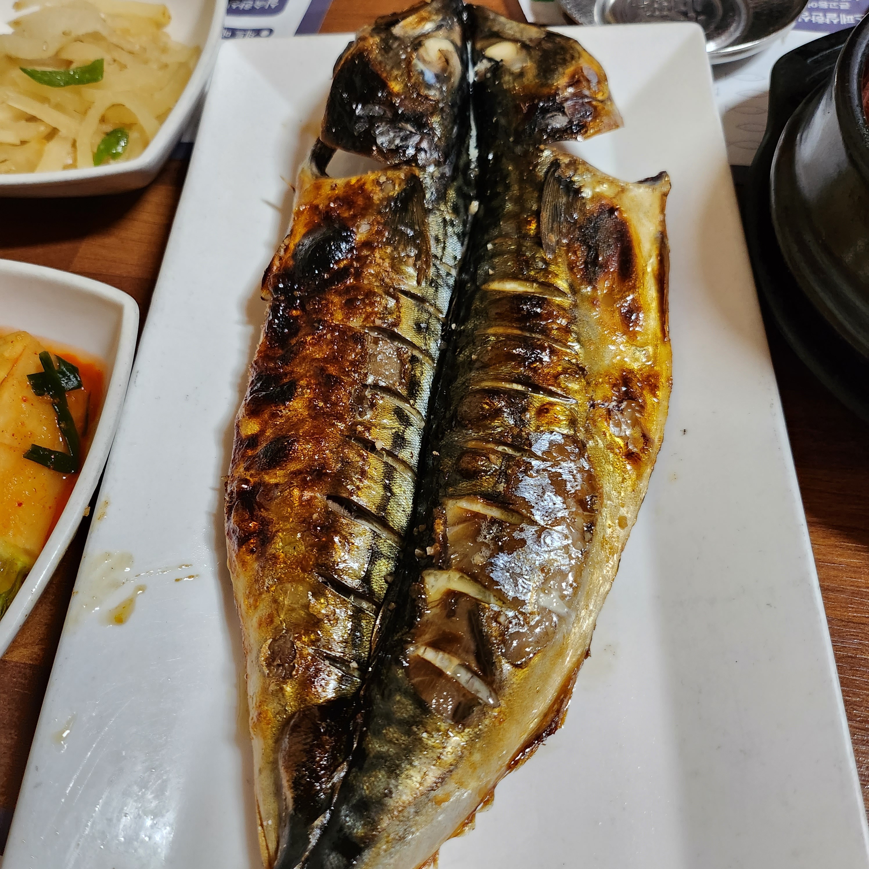 가족모임으로 방문했는데 메뉴가 다향하고 구성이 좋아서 딱 이였어요~음식도 모두 맛있어요.특