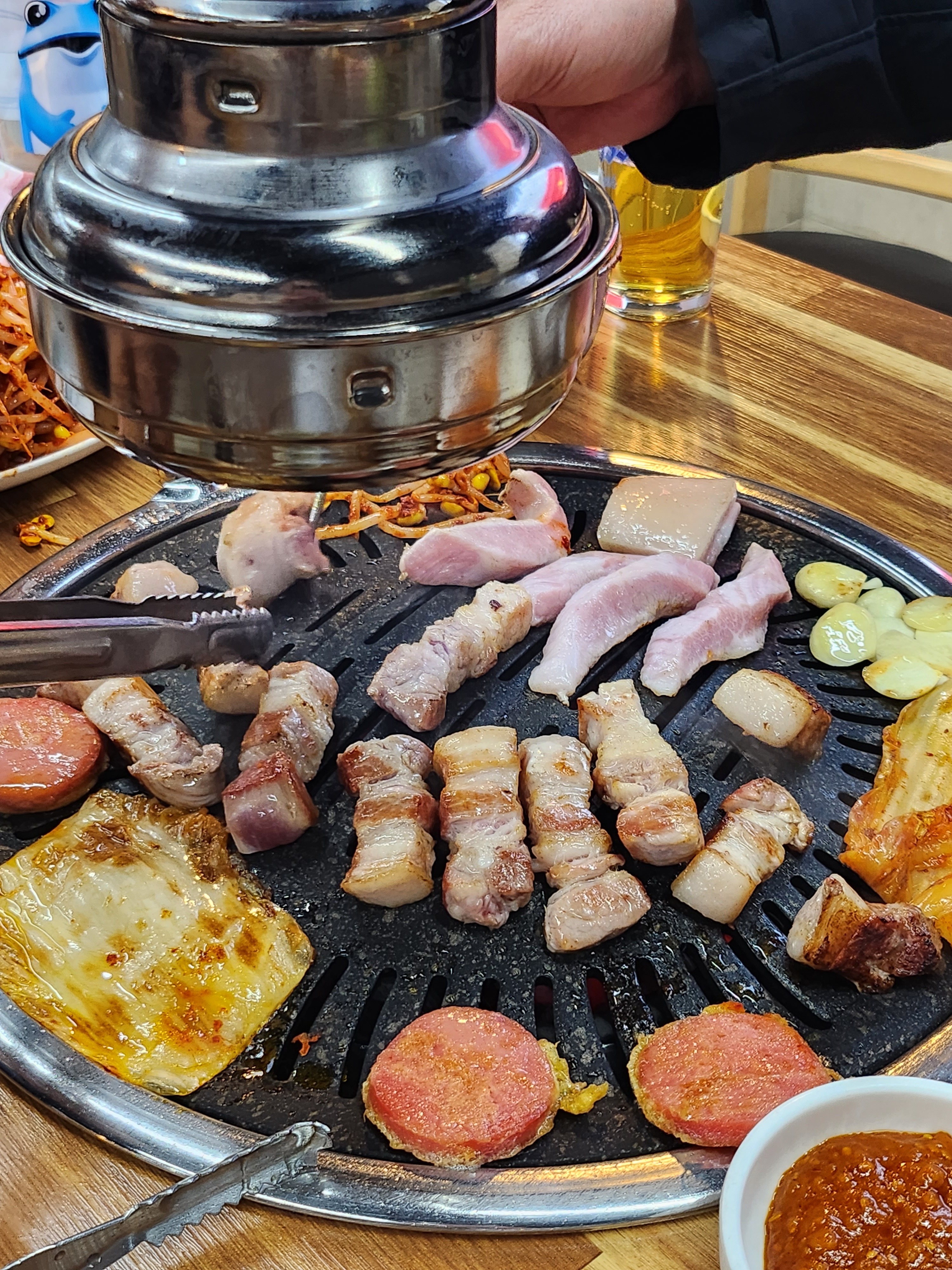 가족외식으로 다녀왔는데 고기 질 너무 좋고 - 권선동 맛집 그집애