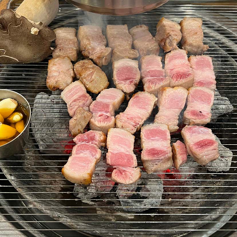 wooj0252님의 유월식당 리뷰