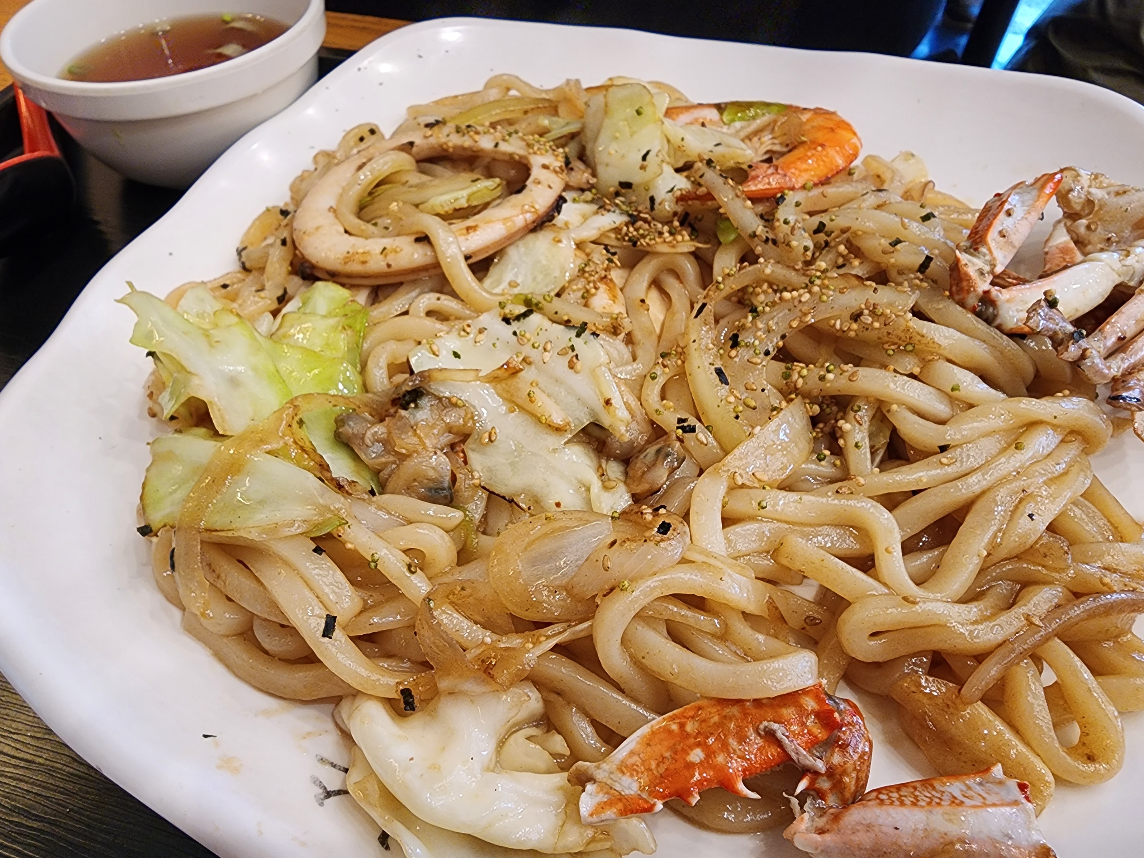 주차 편하고 집에서 가까워서 자주 갑니다 - 오산 맛집 홍익돈까스 오산점