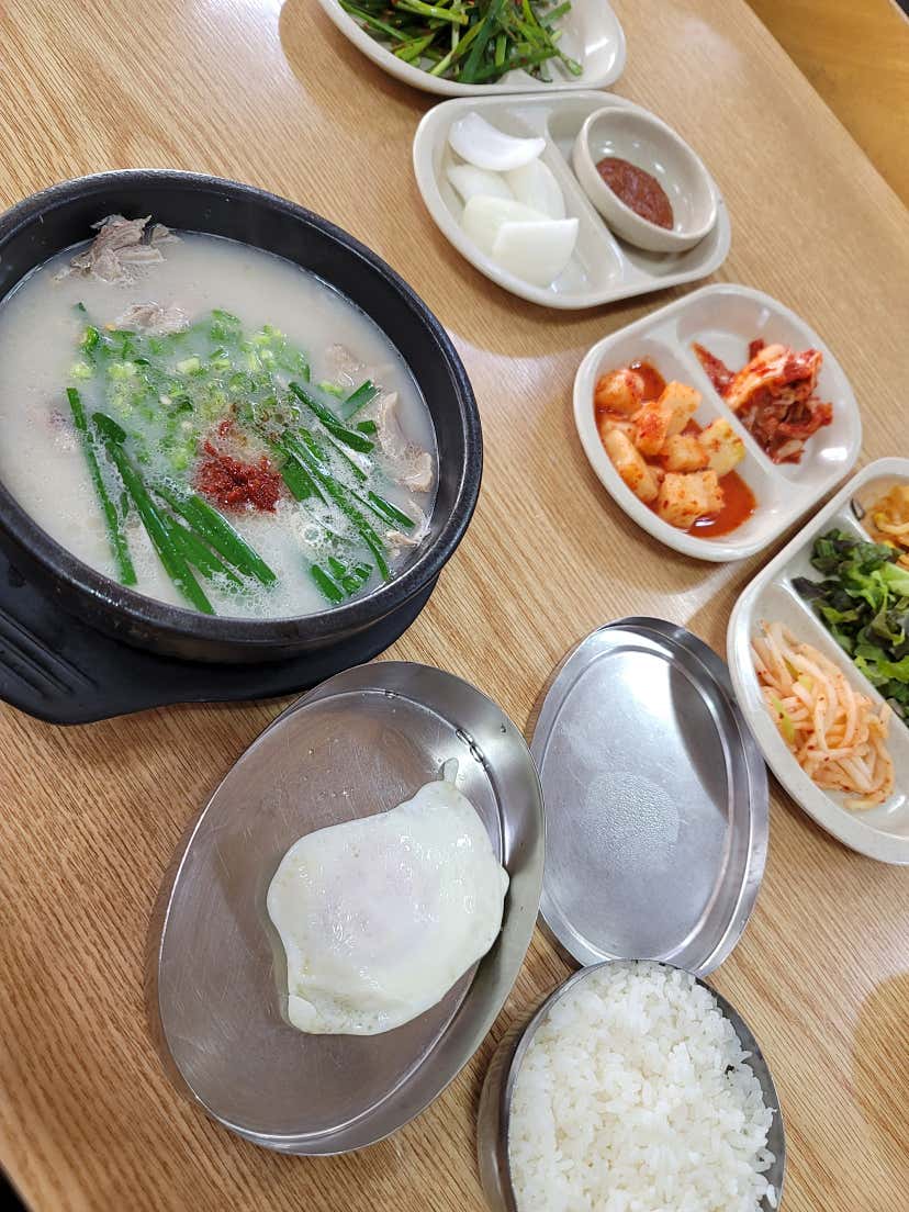 천유디카89님의 부산돼지국밥 리뷰