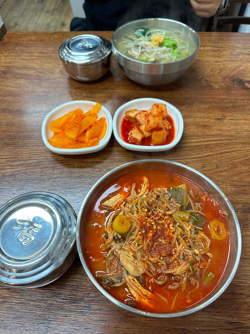꿀다니님의 백년닭개장 리뷰