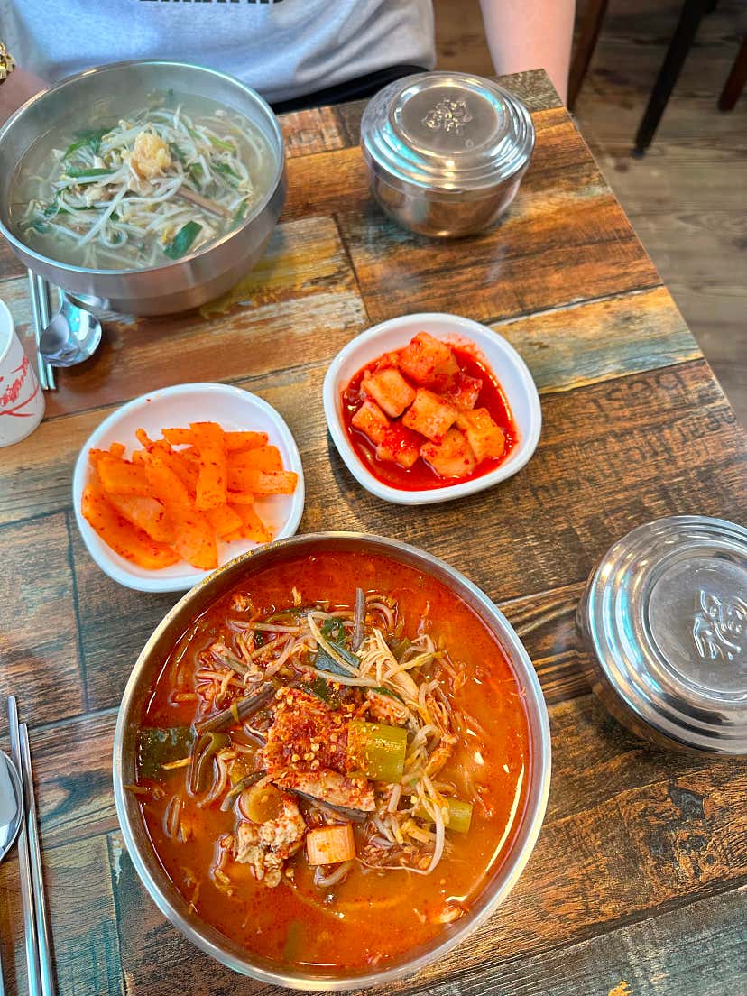 꿀다니님의 백년닭개장 리뷰