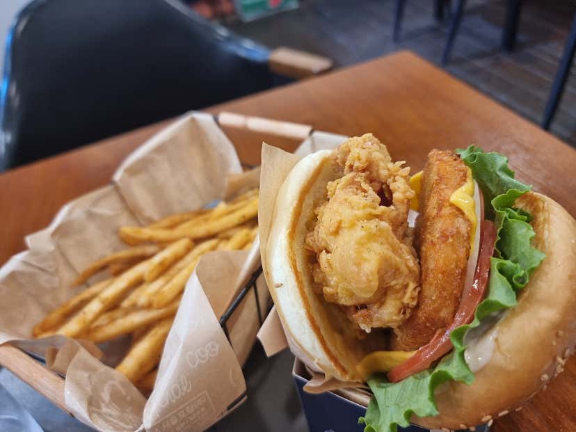 날자 둥이님의 BURGER1529 리뷰