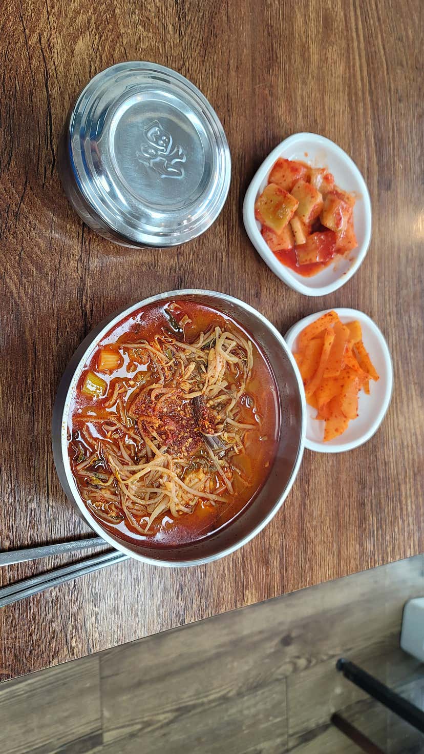 꿀다니님의 백년닭개장 리뷰