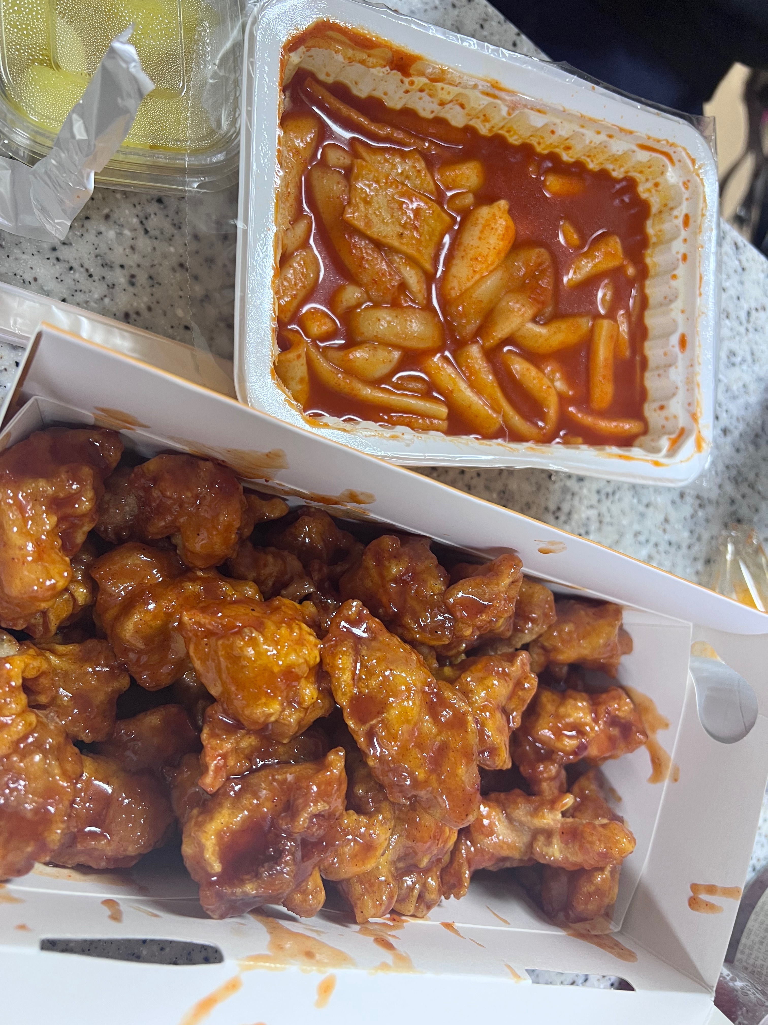 [경리단길 맛집 치킨플러스 이태원점] 직접 가본 로컬 리뷰
