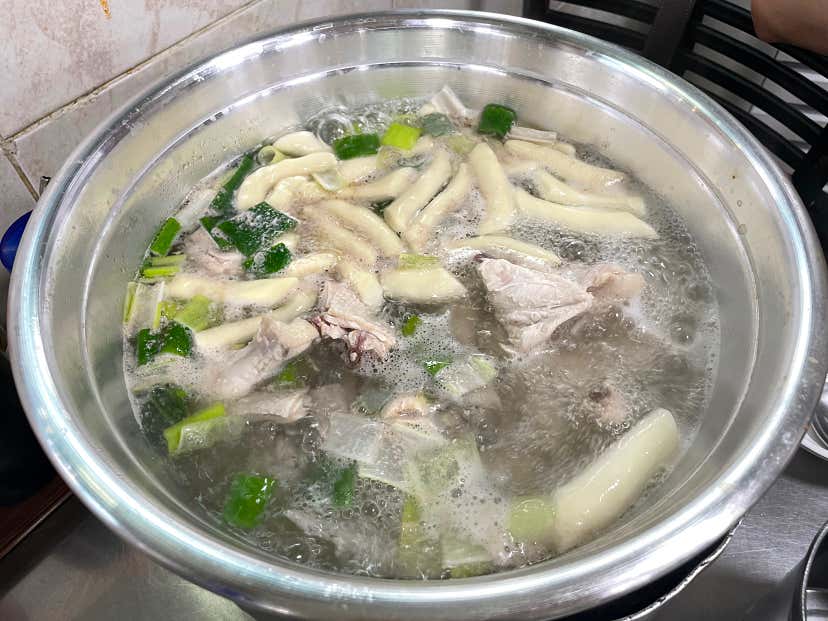 멍끼쓰님의 명동닭한마리 본점 리뷰