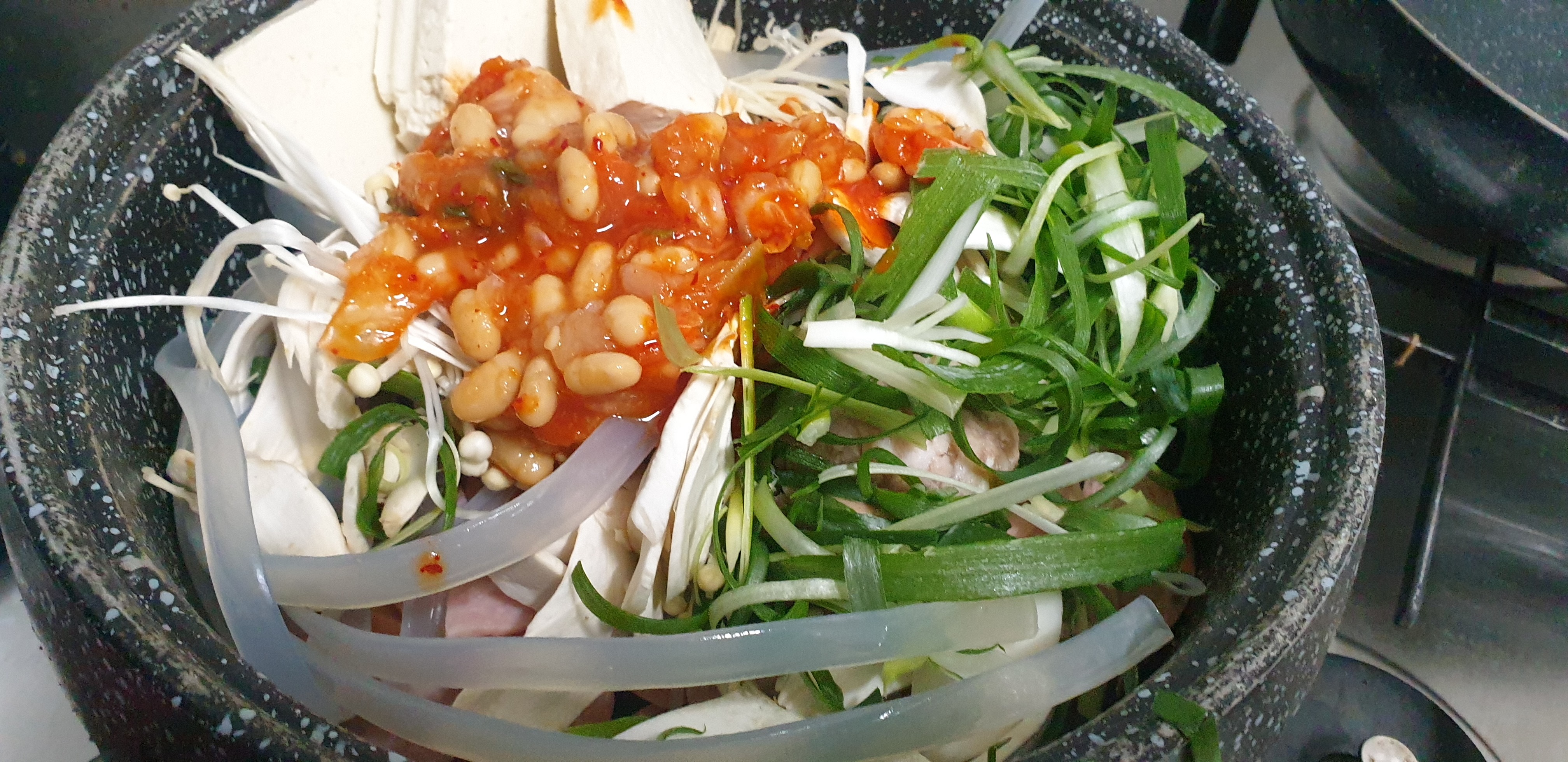 땅스부대찌개 속초조양점 8