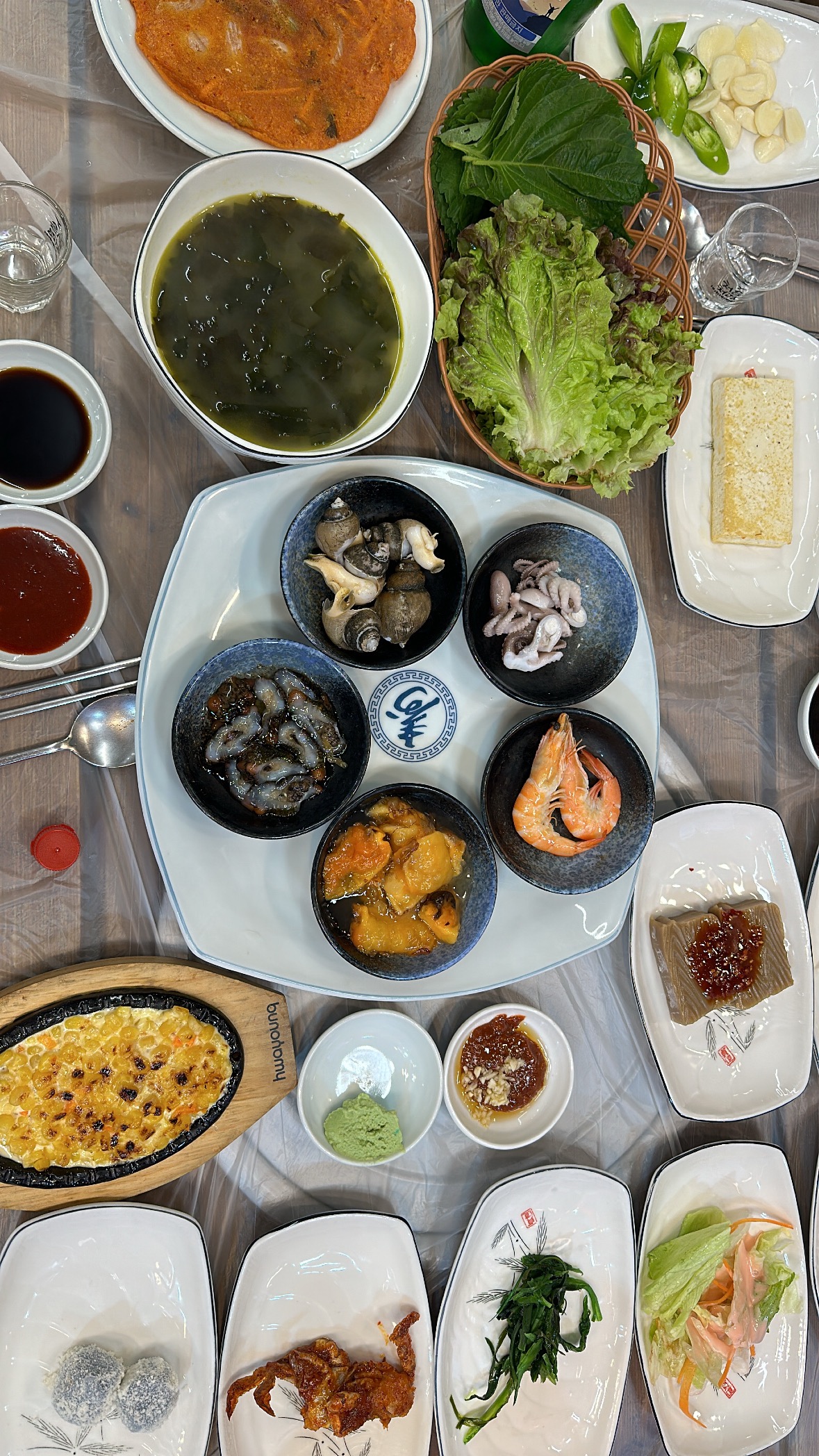 진짜 구라안치거 졸라 맛있어요 새벽에 강릉 도착해서 기대 안하고 왔는데 스끼다시 푸짐하고