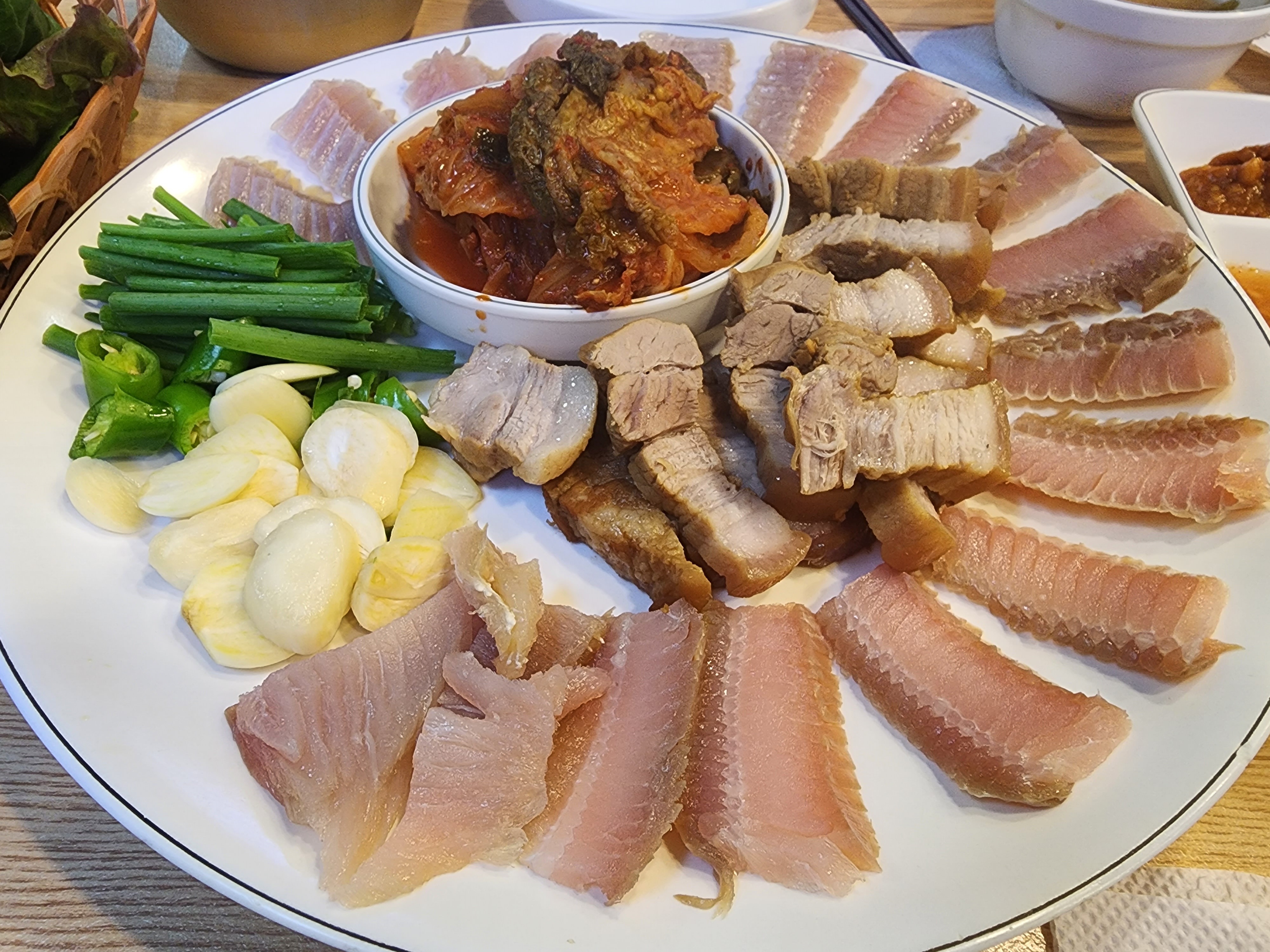 오리역 맛집 하루에한번은 홍어삽함 내돈내산 방문리뷰