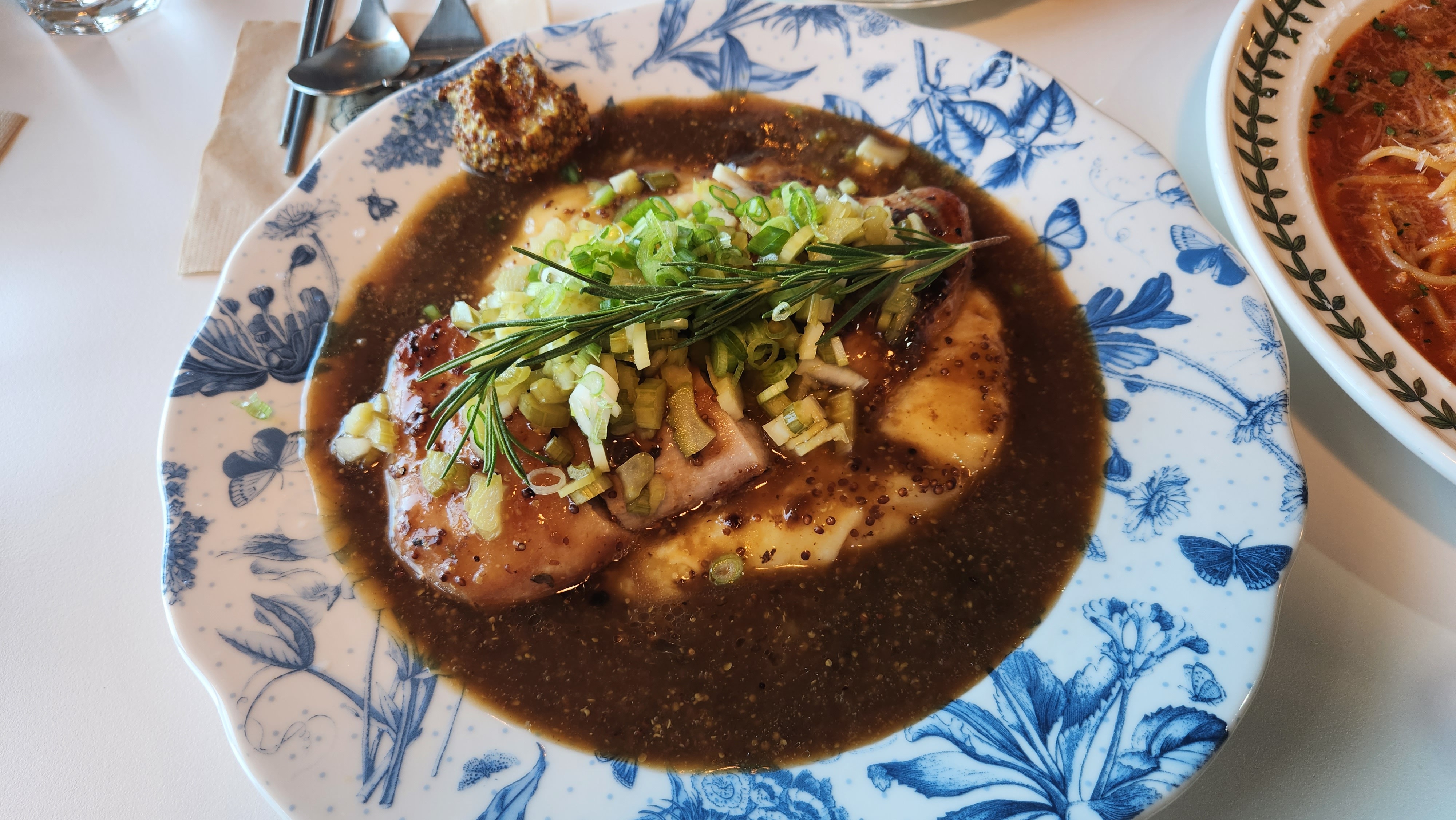 [동해 맛집 호재퀴진] 직접 가본 로컬 리뷰