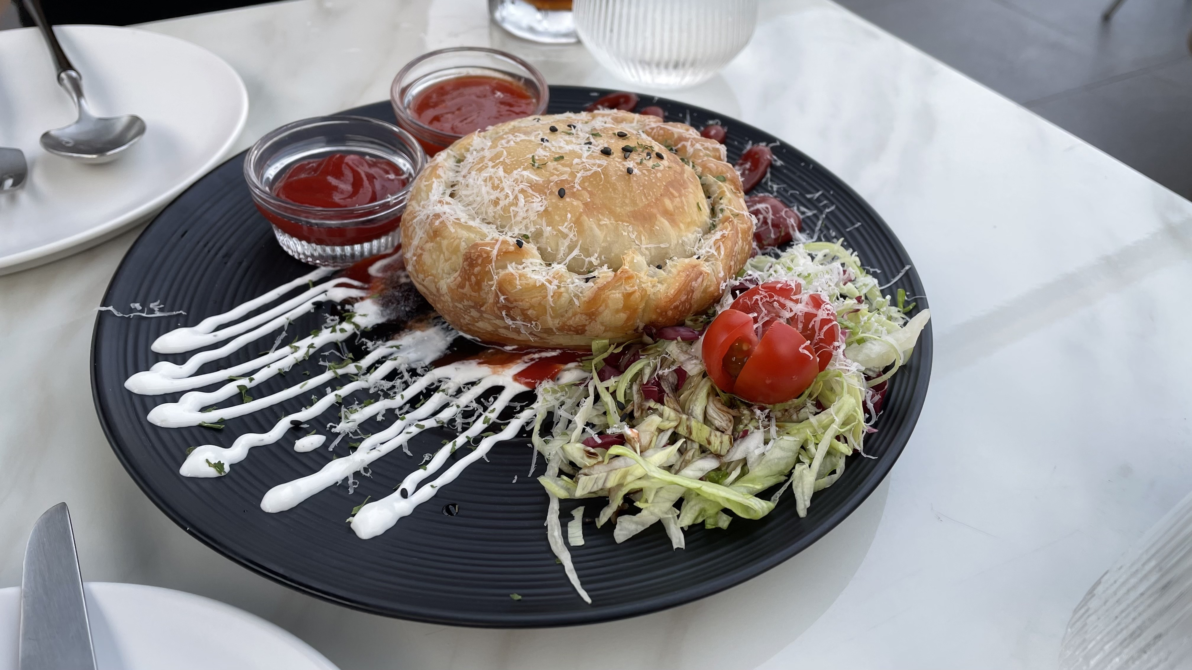 WIFE168, a famous restaurant in Wonhyo-ro 2-dong, Yongsan-gu, Seoul