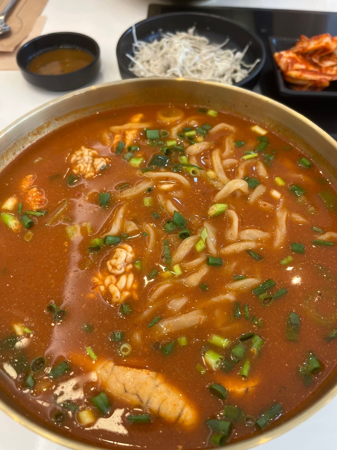 [동해 맛집 아리네 칼국수&커피] 직접 가본 로컬 리뷰