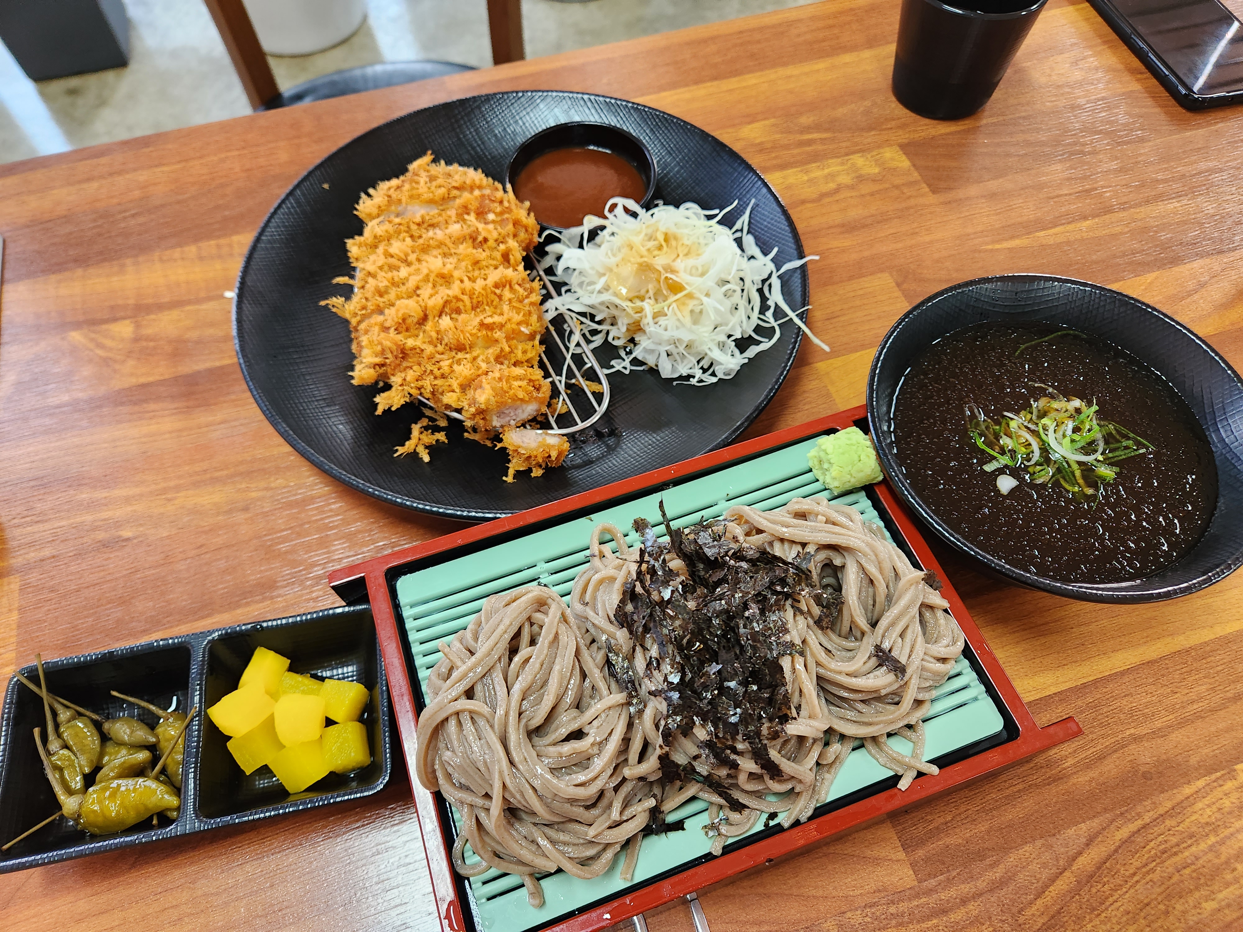 친정가는 길에 보여서 항상 궁금했던 곳인데 이제야 가보네요. - 전주 맛집 삼동소바 전주덕진점