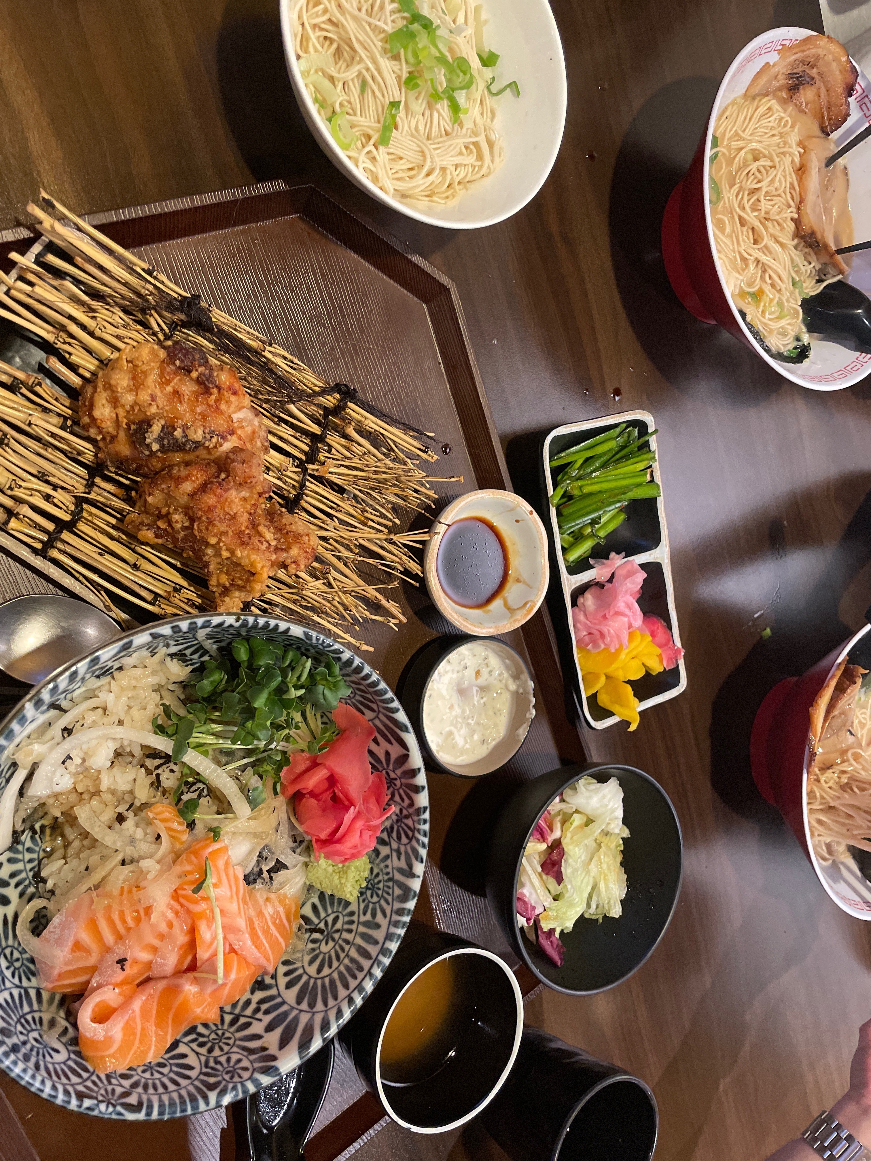 맛있습니다~ 지난번에 먹고 맛있어서 가족끼리 또 왔어요. 가라아케도 바삭하고 맛나네요^^ - 천호동 맛집 스키마야 천호본점