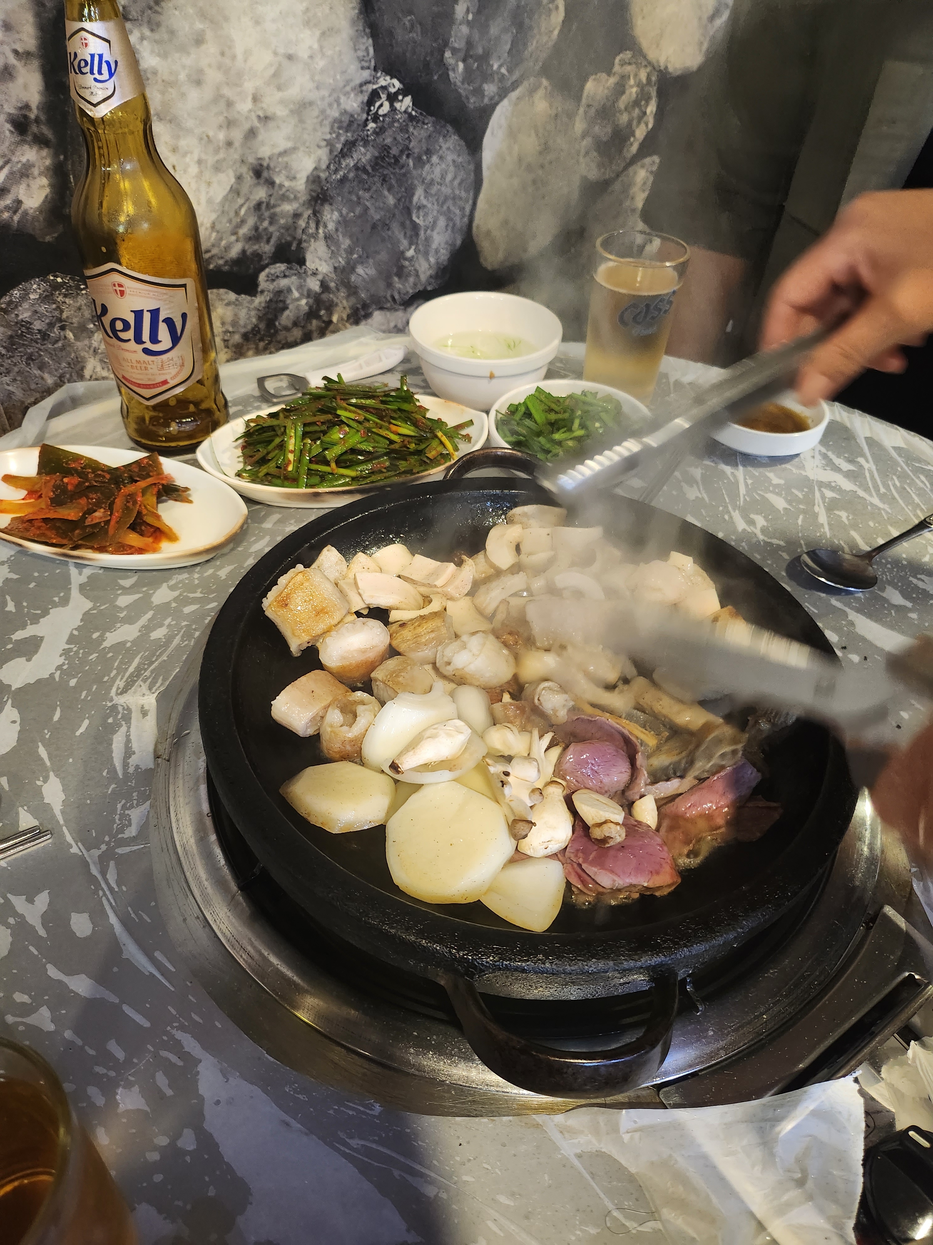 다른집에는 없는 메뉴들이 있어요 ~ - 천호동 맛집 천호소곱창