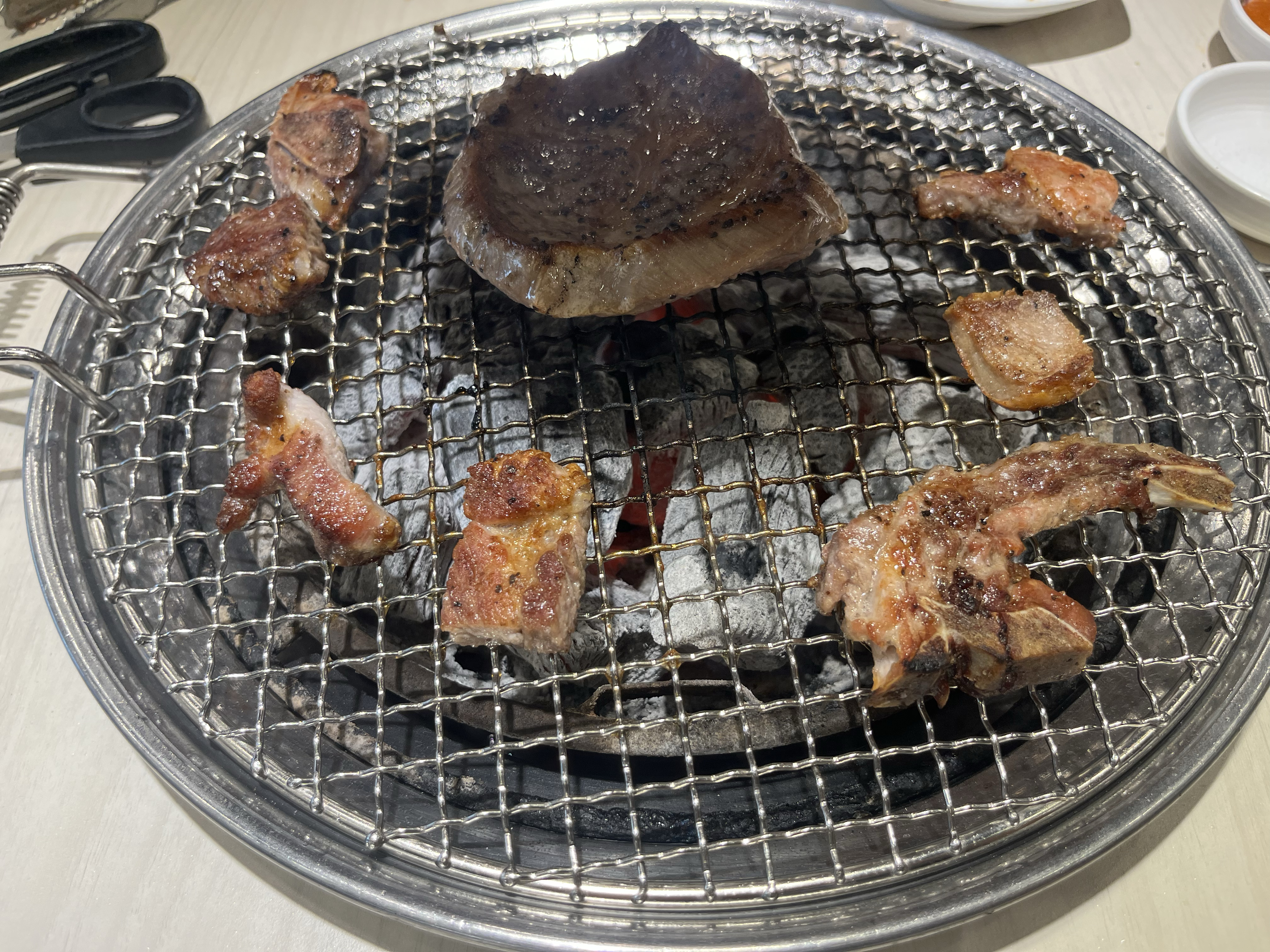 요즘 많이 변했다해서 다녀왔는데 - 중곡역 맛집 명륜진사갈비 서울중곡점