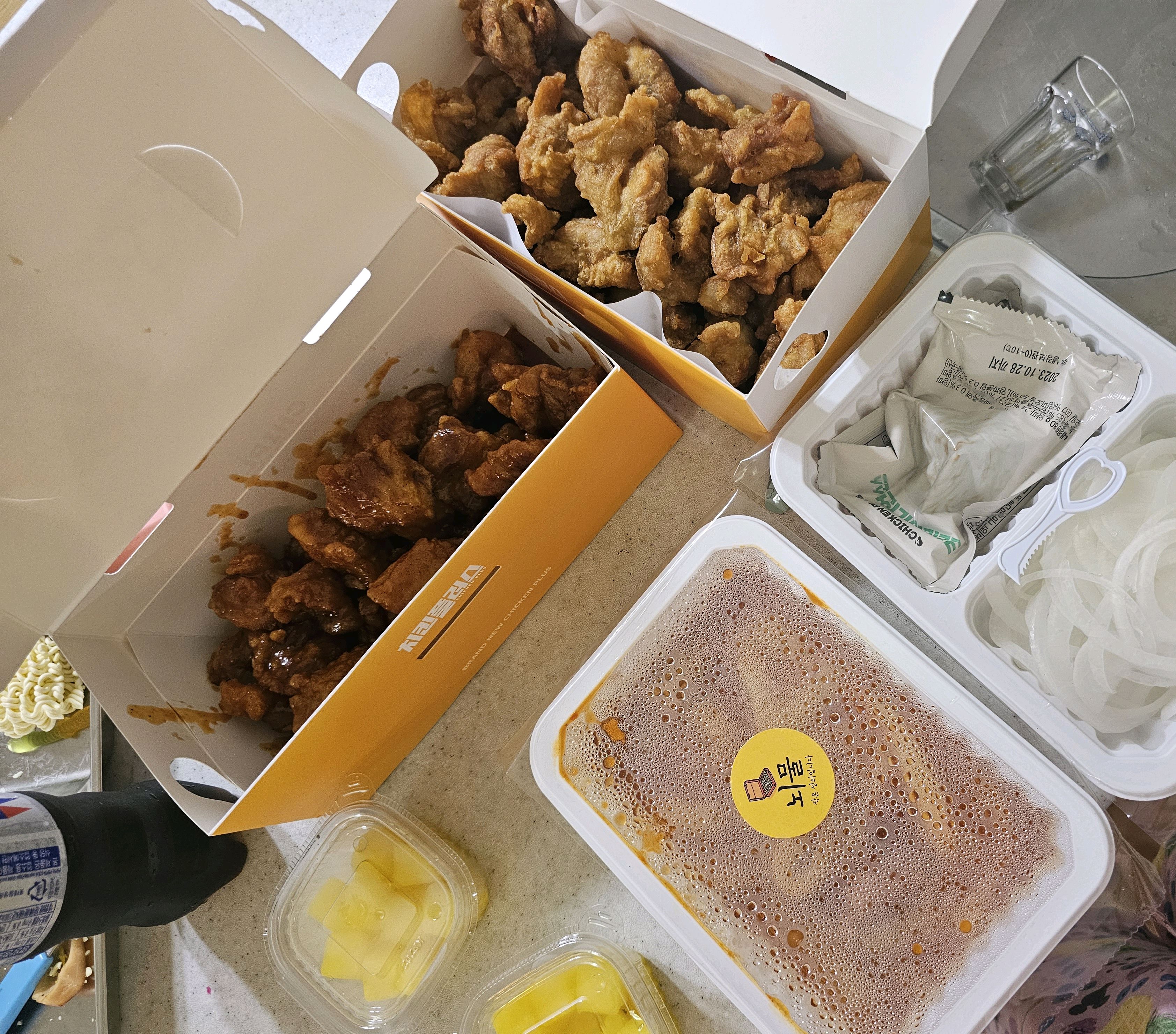 [경리단길 맛집 치킨플러스 이태원점] 직접 가본 로컬 리뷰
