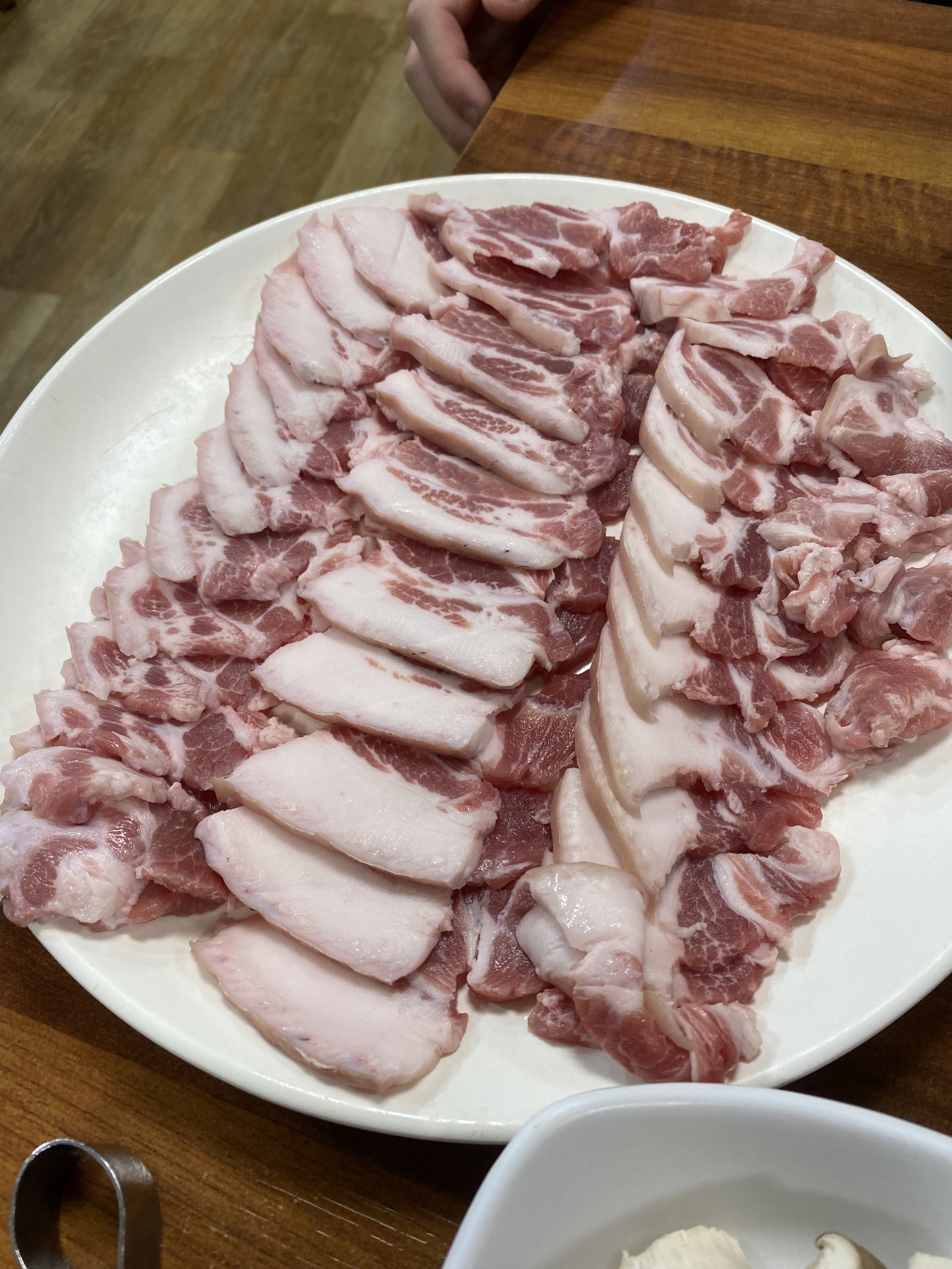 불금 저녁에 방문했습니다! 너무 맛있게 잘먹었습니다~ - 부산역 맛집 원조김해뒷고기