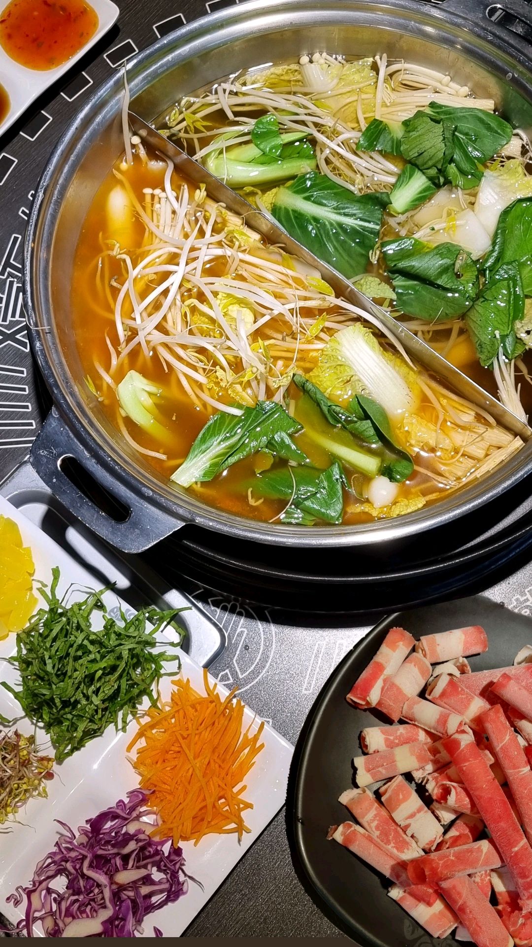 사장님이 친절하시고 모든 야채가 다 싱싱하고 맛있어요 !!♡ 후식도 쿠앤크 아이스크림이 있