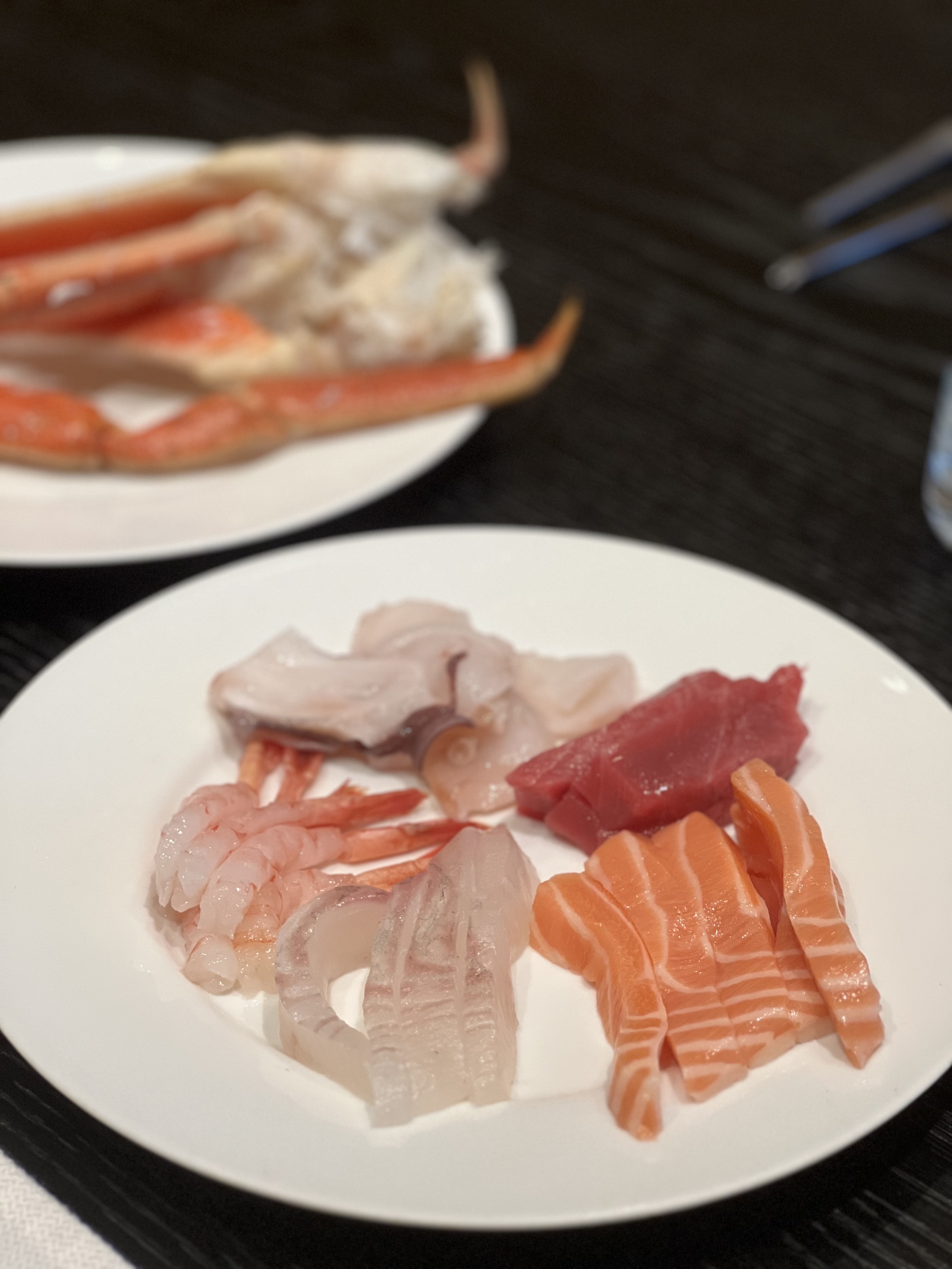 강릉이라 그런지 해산물 퀄리티 좋고 대게도 살이 꽉차있어요! 대게는 좀 차가운게 아쉬웠어요