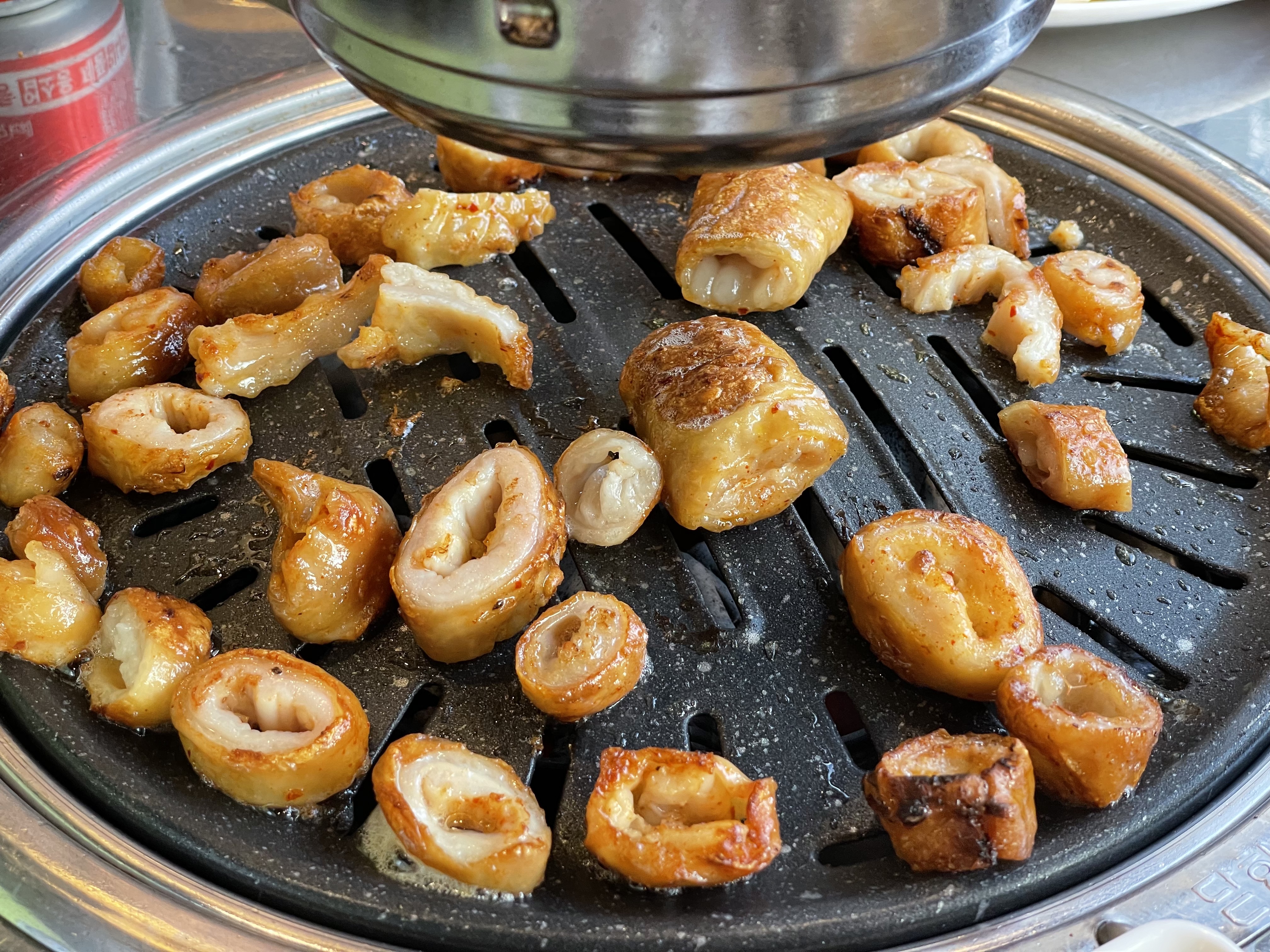 생막창, 곱창전골 먹었는데 너무 맛있어요. 서핑 하고 먹기 딱인 메뉴에요! 다른 지점보다