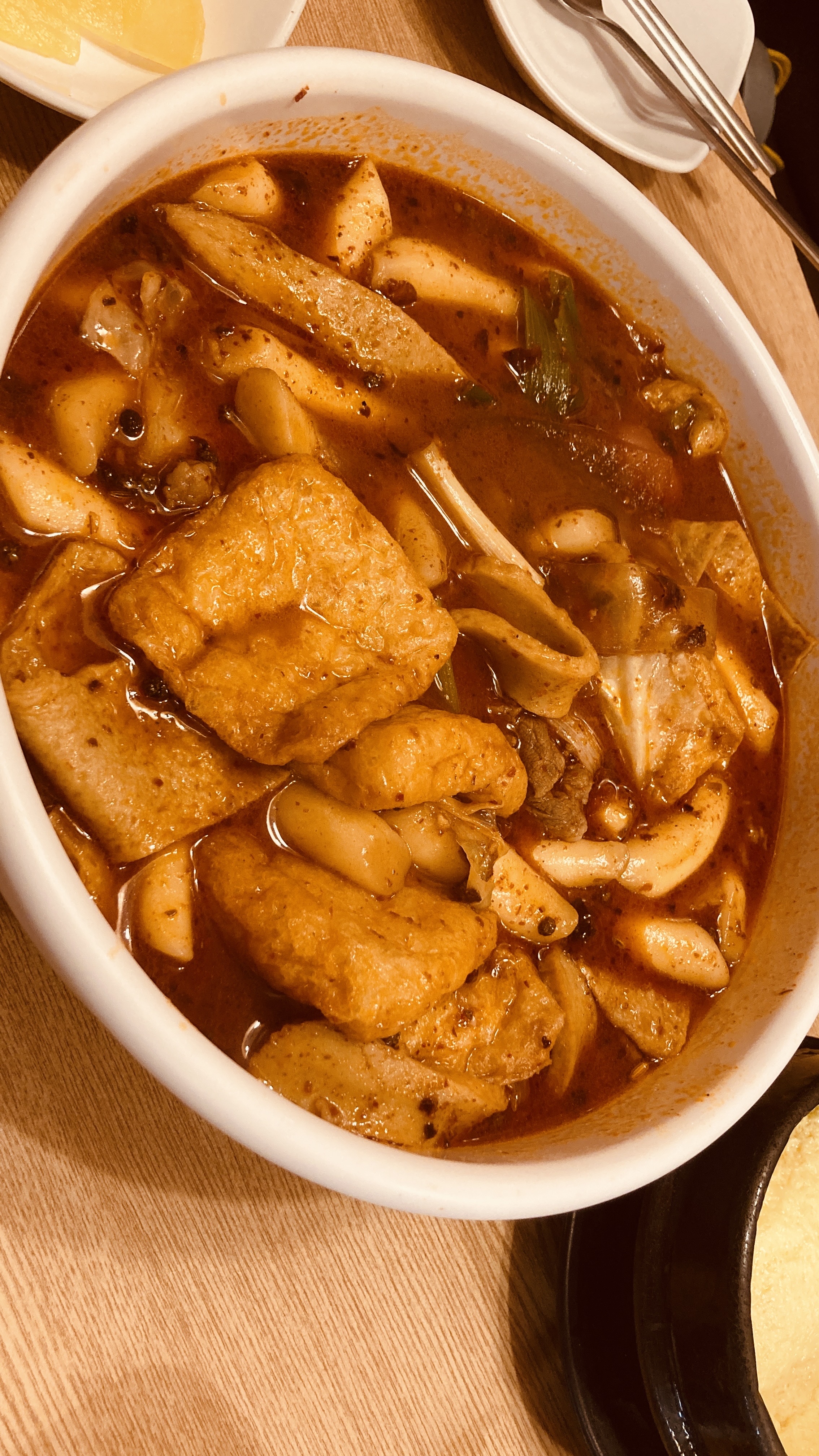 마라 엽떡 먹어봤는데, 재료가 어떤 건 괜찮고 어떤 건… 애매하네요. - 천호동 맛집 동대문엽기떡볶이 천호로데오점