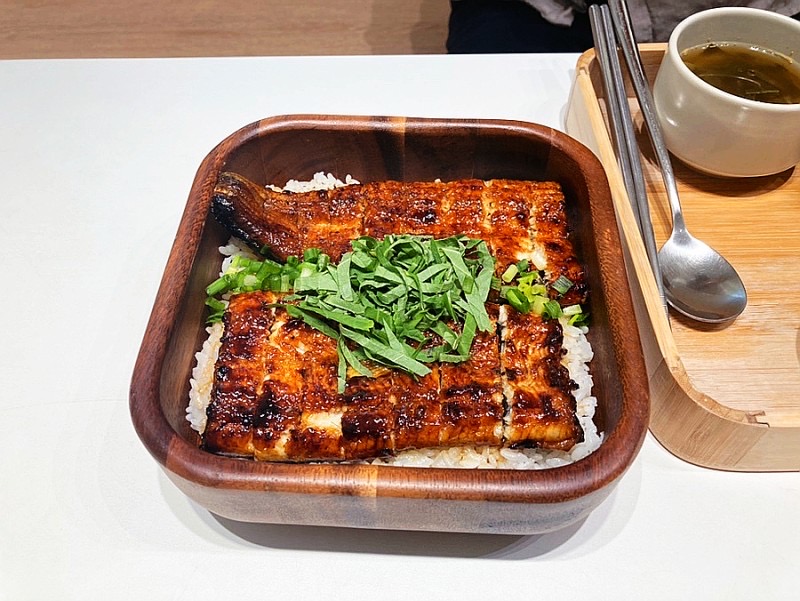 달달하고 비릿함 없는 장어덮밥이 너무 맛있어용! 몸에도 좋고 맛도 맛있는 소택 장어덮밥 최