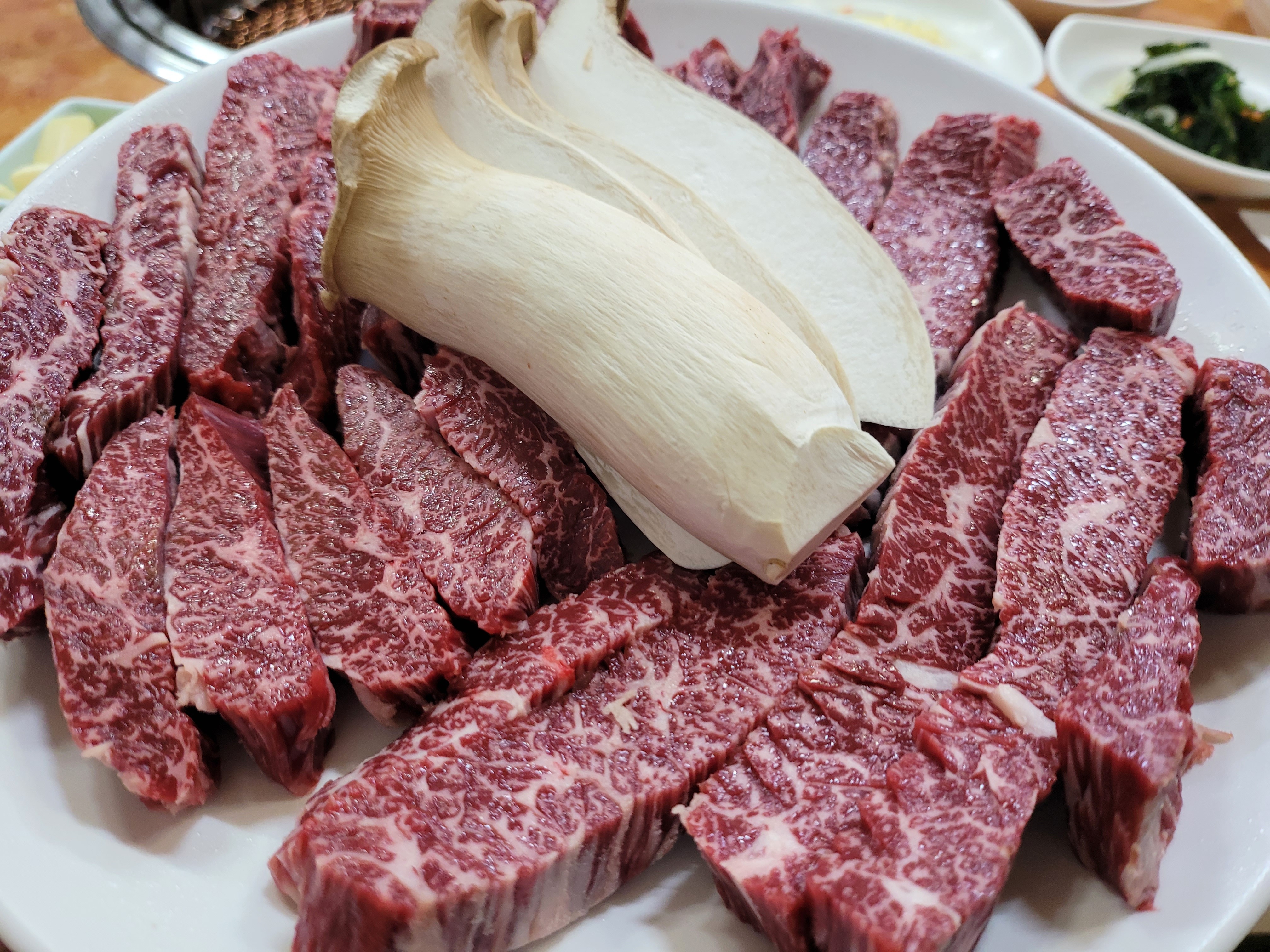 나름대로 전국을 다니며 먹방여행을 하고있습니다. - 경포대 맛집 경포가든