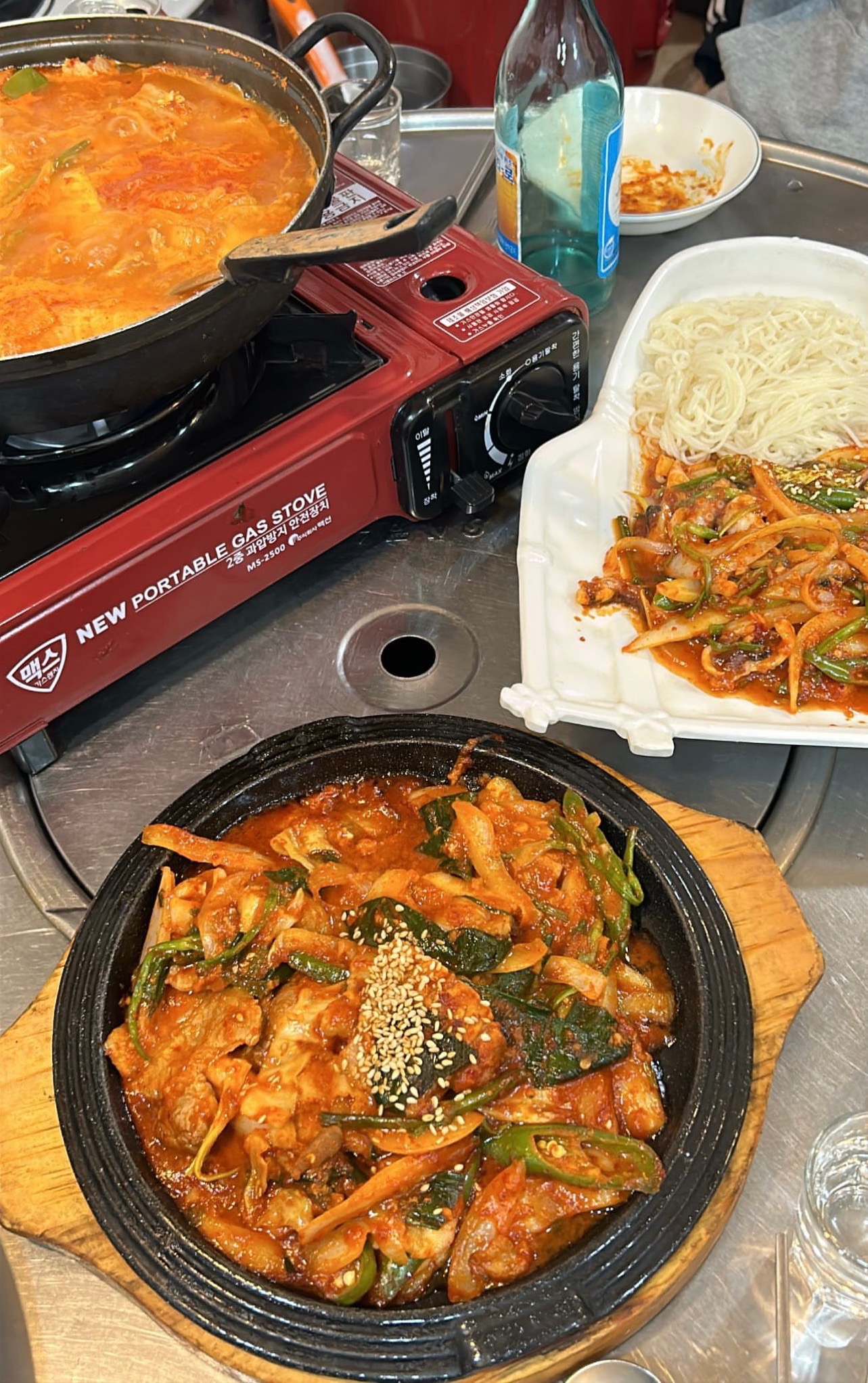 권선동 주당들은 다 아는 안주 맛집… 가성비 최고에 사장님도 너무 친절하심,,,,,, 영업