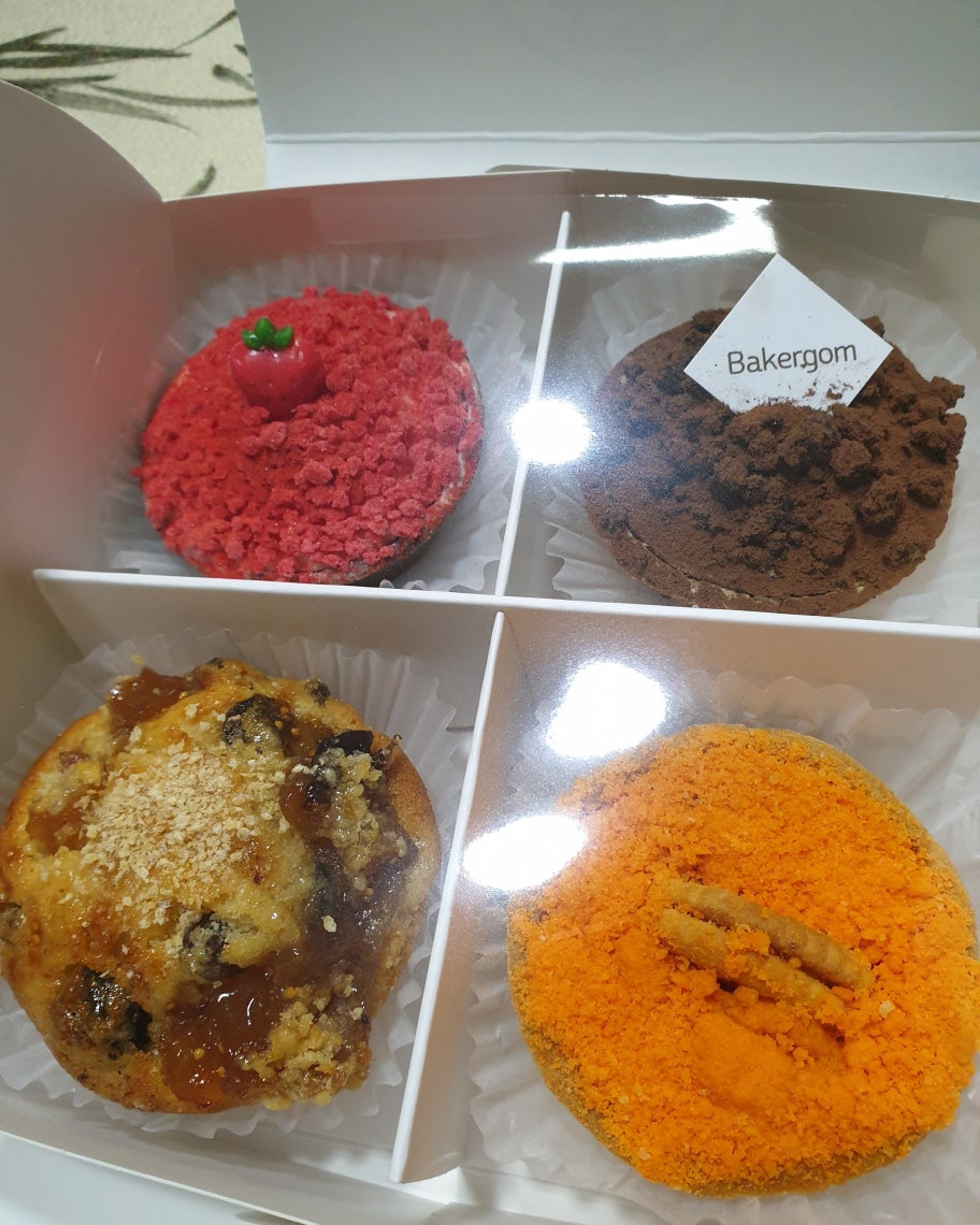 빵곰언니와호두파이공장 이미지