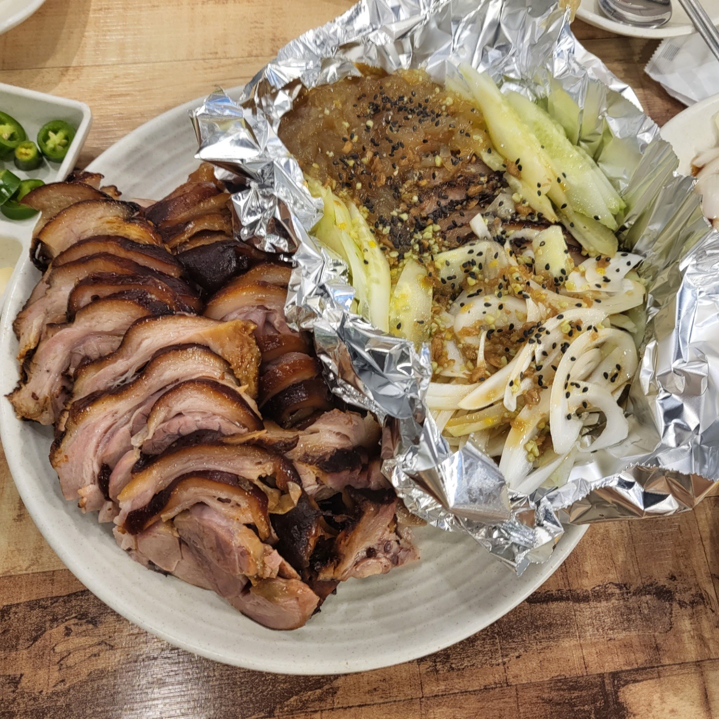 나만 알고 싶은 맛집이에요. 이날은 사진을 못 찍어서 전에 갔을때 사진 있어 남겨봅니다.