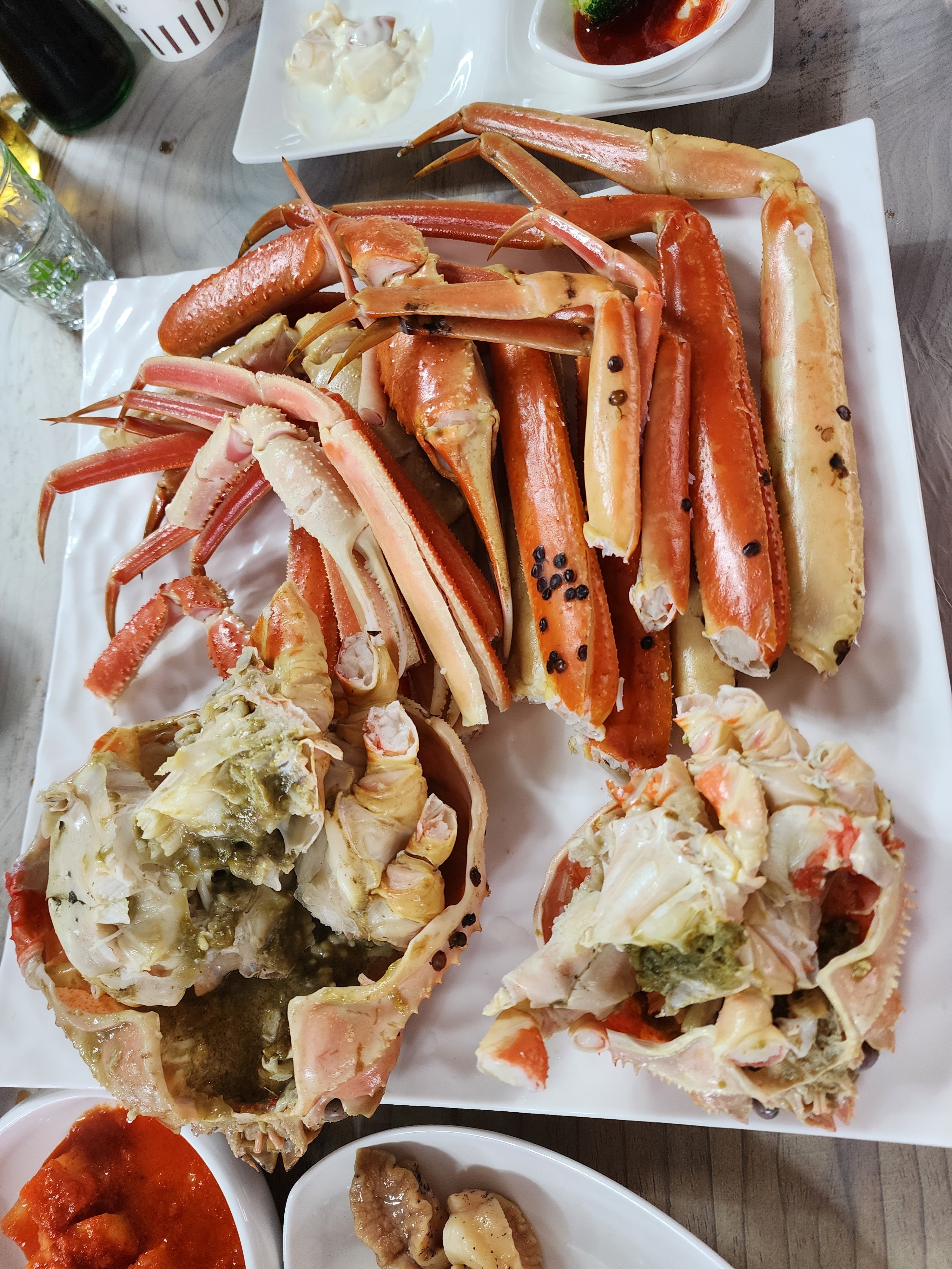 국산게랑 러시안대게를 먹어봤는데 - 삼척항 맛집 대게킹