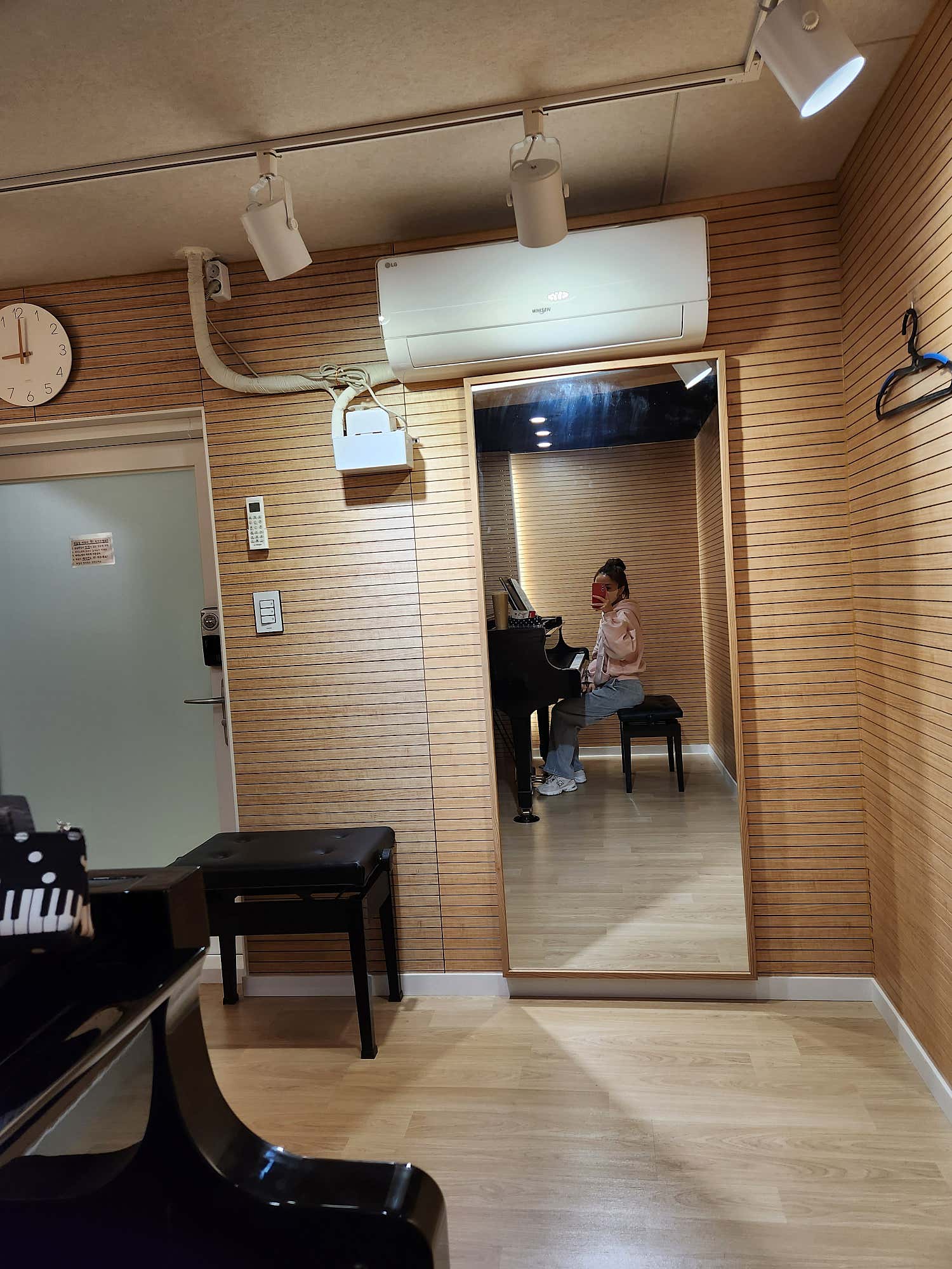 2번째 스튜디오 사진