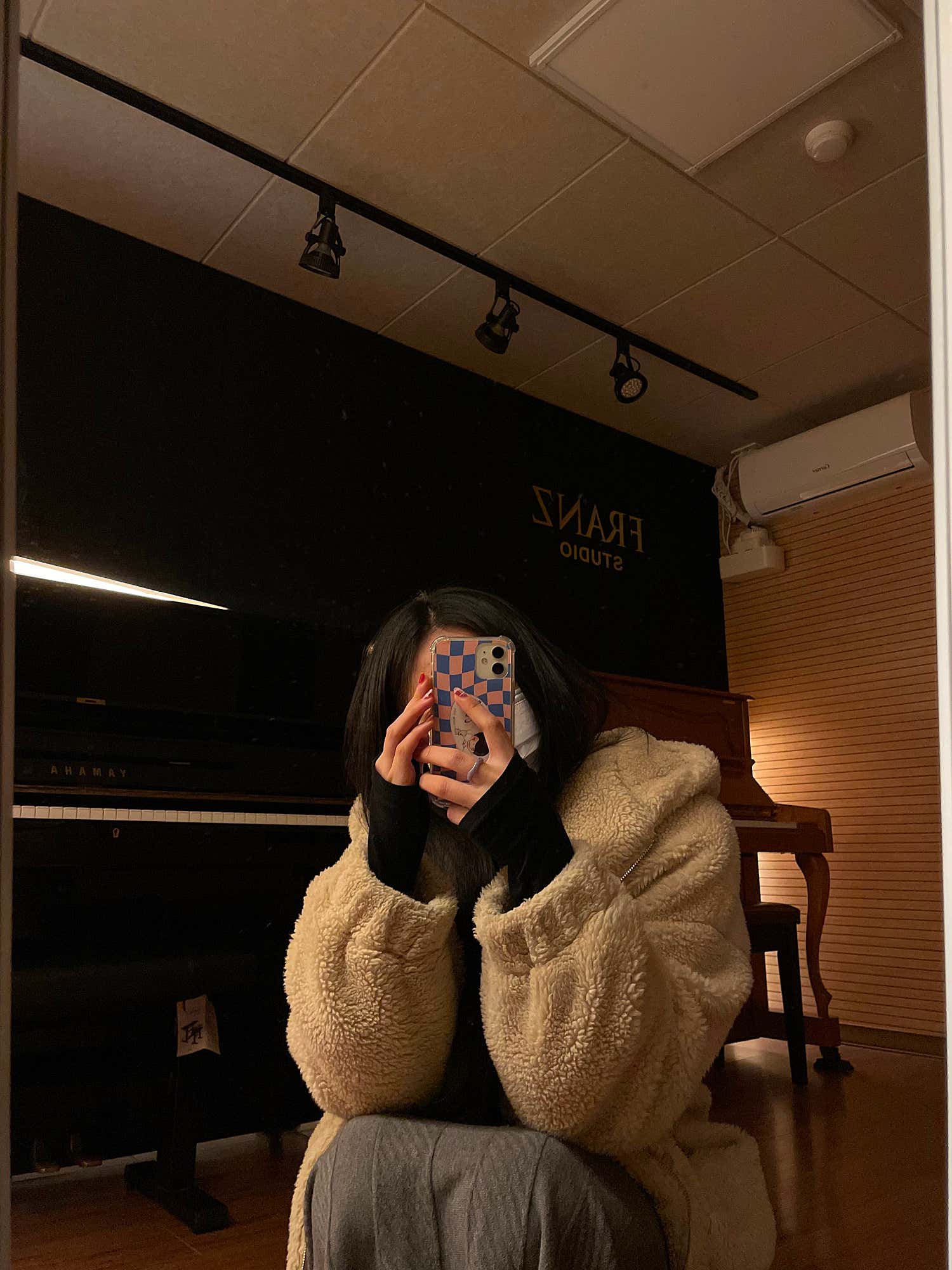 3번째 스튜디오 사진