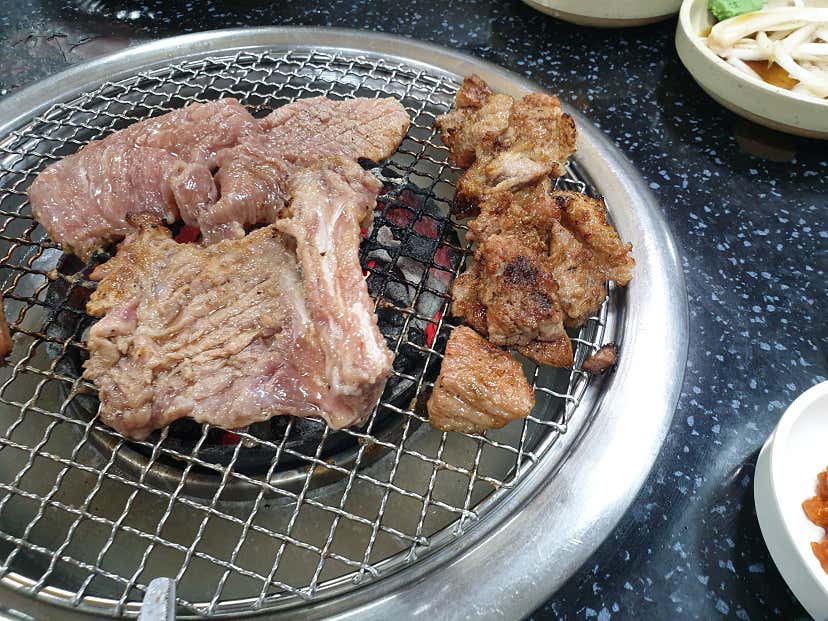 마이너스96님의 청기와숯불갈비 리뷰