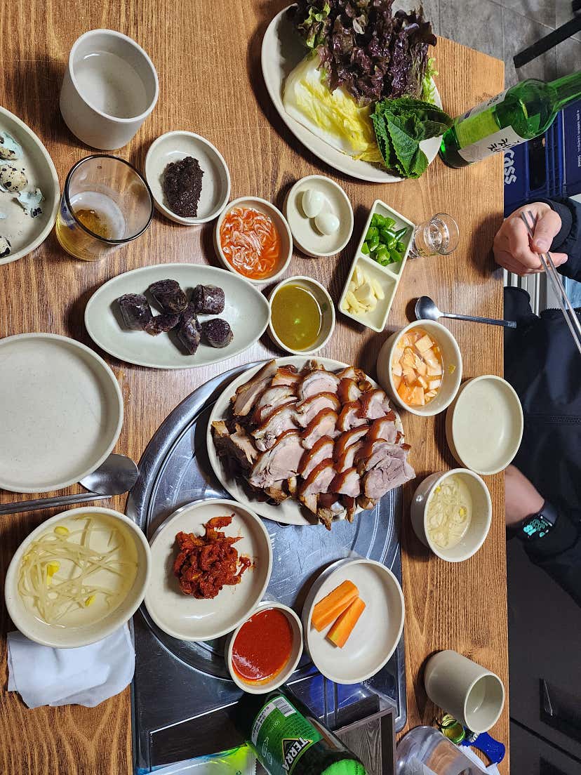 김인수58님의 장수왕족발보쌈 리뷰