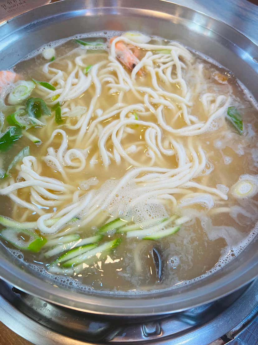 표로롱표롱님의 어머님칼국수 리뷰