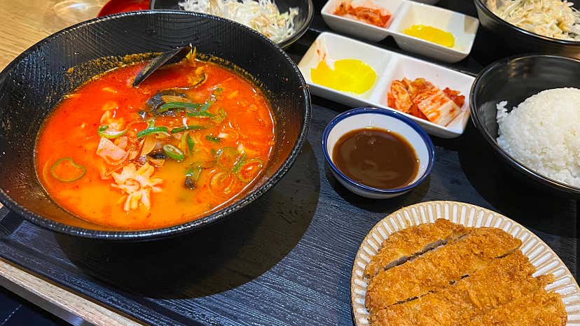 bje****님의 명동칼국수 리뷰