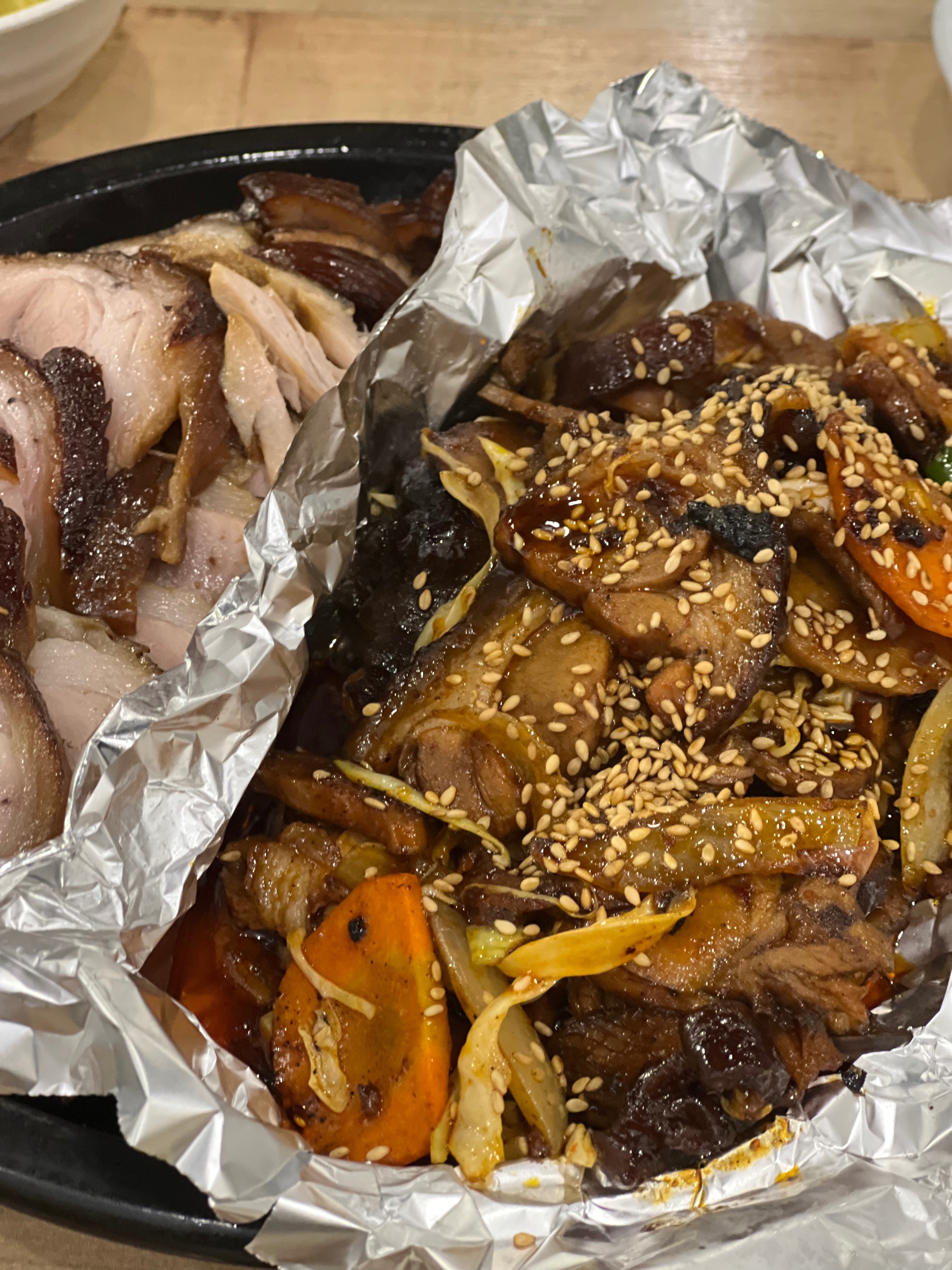 인생족발! 또옴 ㅎ.ㅎ 쫄깃하고 불족양념 너무맛잇져용! 친절하고 서비스도 굿굿 소소하게 단